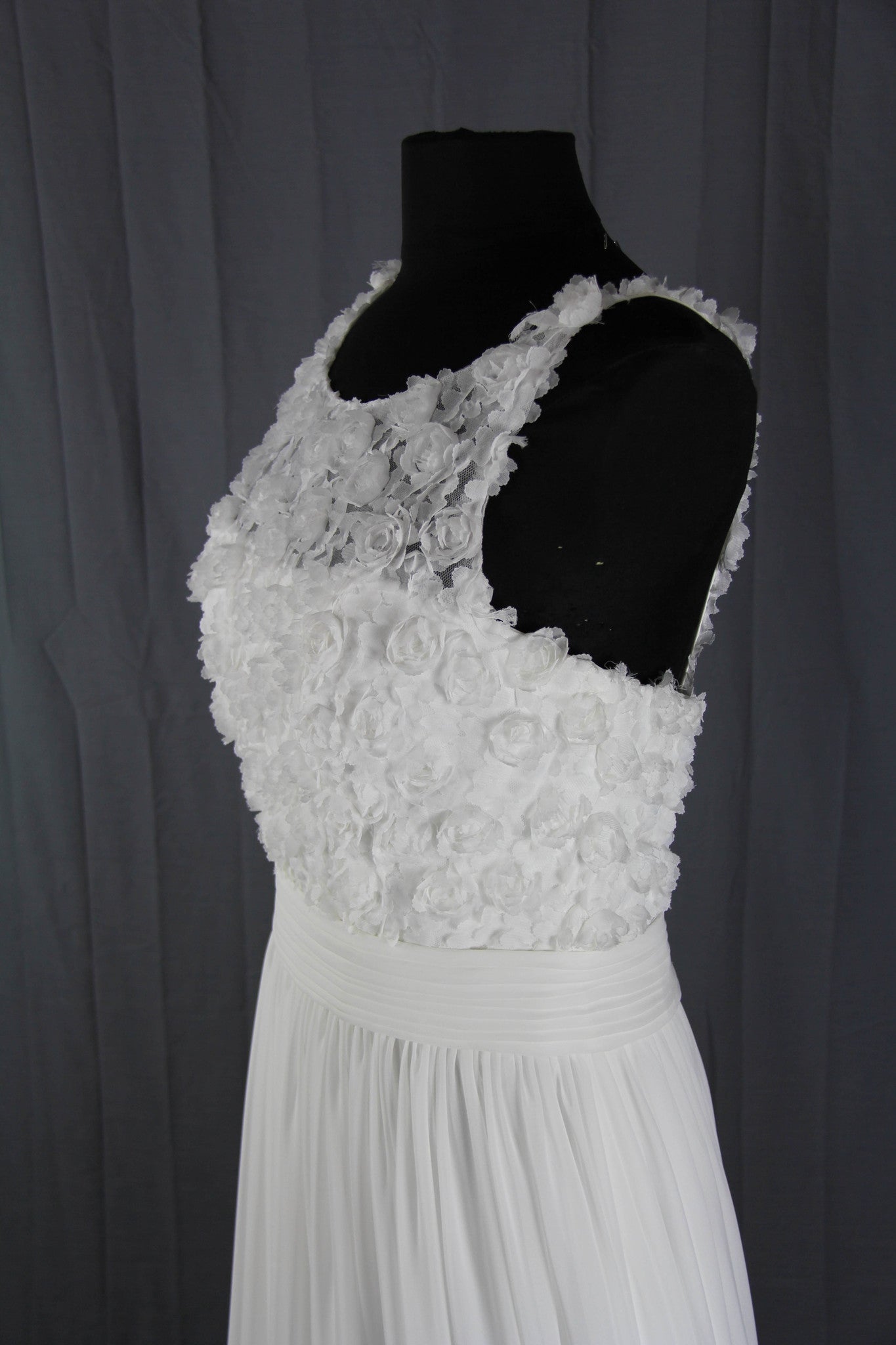San Patrick Australia Sample Gown - Elegant Women's Formal Dress for Weddings, Parties & Special Occasions