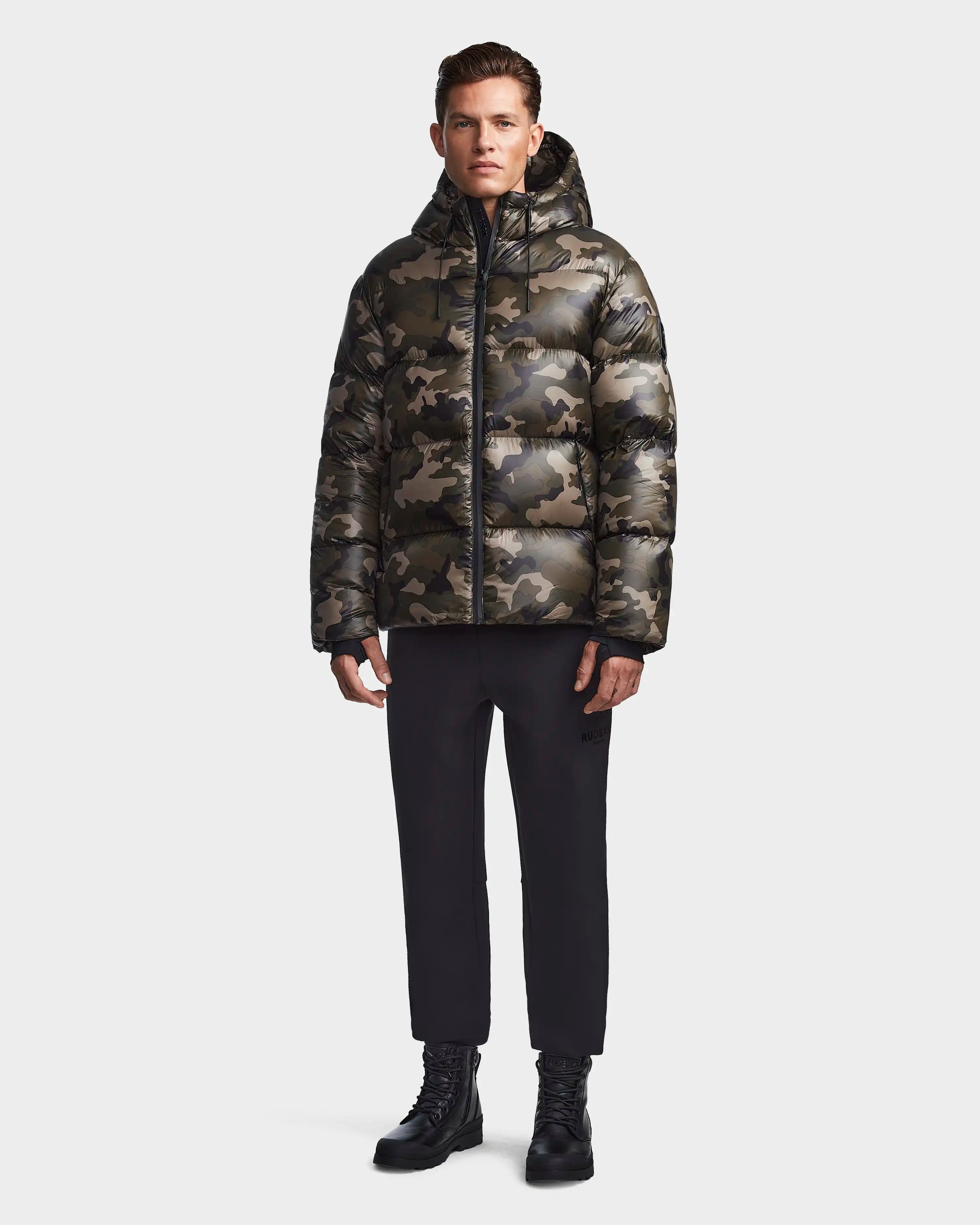 DANIEL M M123510 Camouflage Hunting Jacket - Waterproof & Windproof Outdoor Gear for Men - Perfect for Hunting, Hiking & Camping Adventures