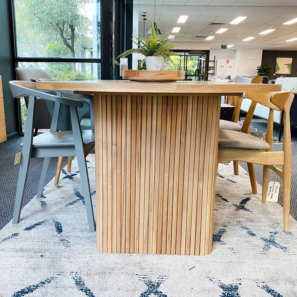 ASTON 220cm Solid Oak Dining Table - Rustic Farmhouse Style for Kitchen & Dining Room
