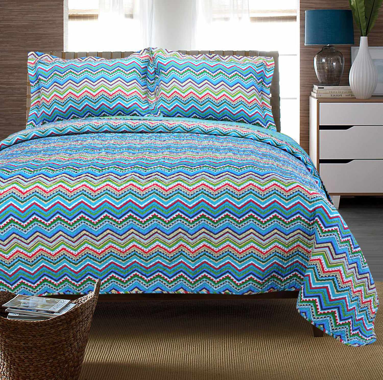 Soft Cotton Zig Zag Quilt Set - Queen Size Bedding with Matching Pillowcases - Cozy & Breathable for All Seasons - Perfect for Master Bedroom, Guest Room or Dorm Decor