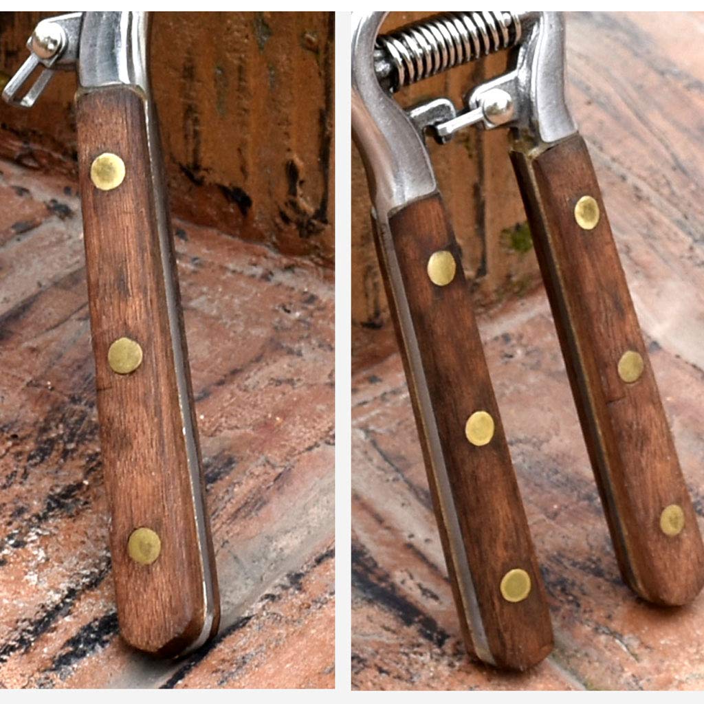 Premium Stainless Steel Gardening Shears with Fraxinus Mandshurica Wooden Handle - Sharp, Labor-Saving Pruning Shears for Bonsai, Flowers & Plants - Ideal for Home Gardeners & Professional Landscaping Tools