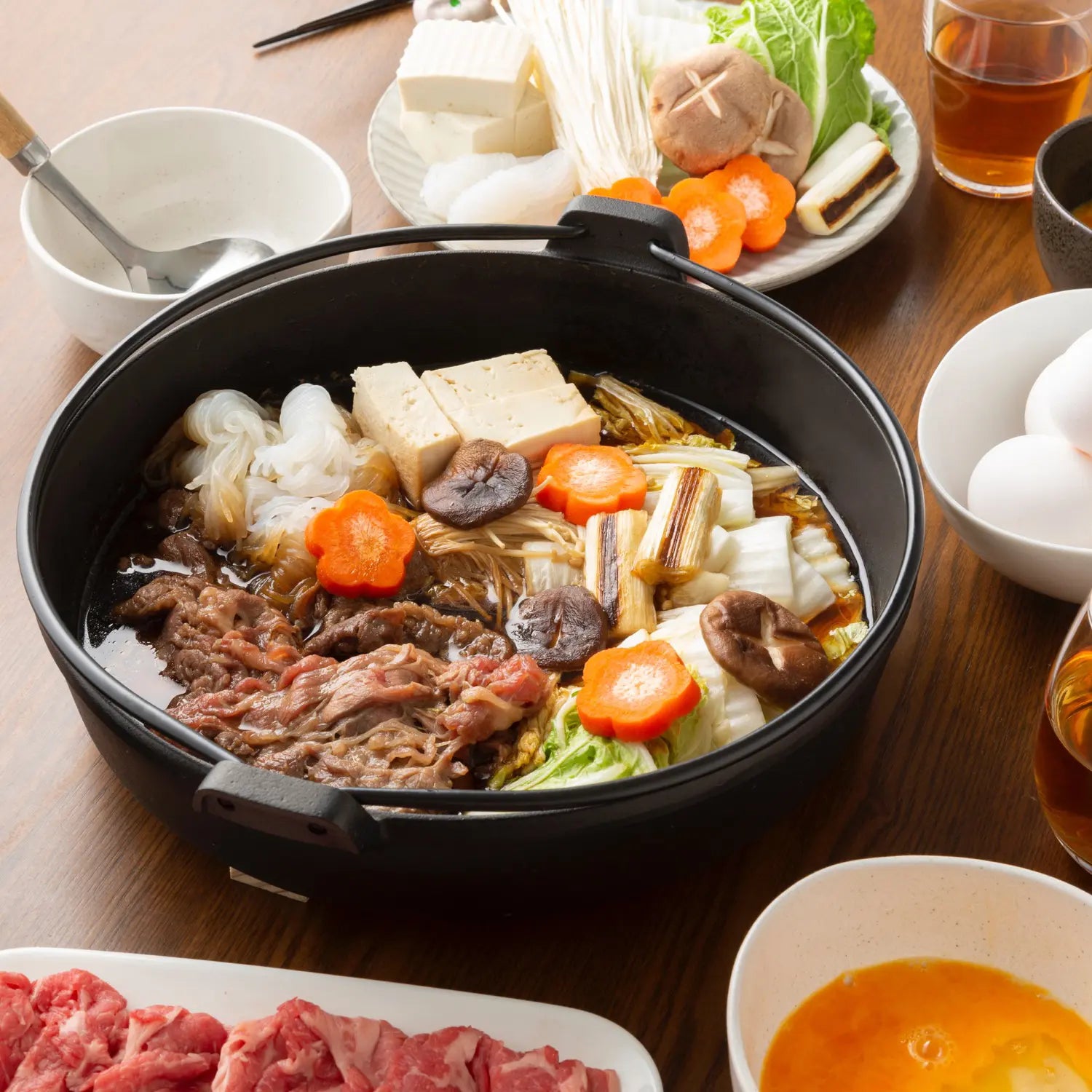 Premium Iwachu Nambu Cast Iron Sukiyaki Pan with Wooden Handle - Authentic Japanese Hot Pot & Tabletop Cooking for Sukiyaki, Shabu Shabu & More