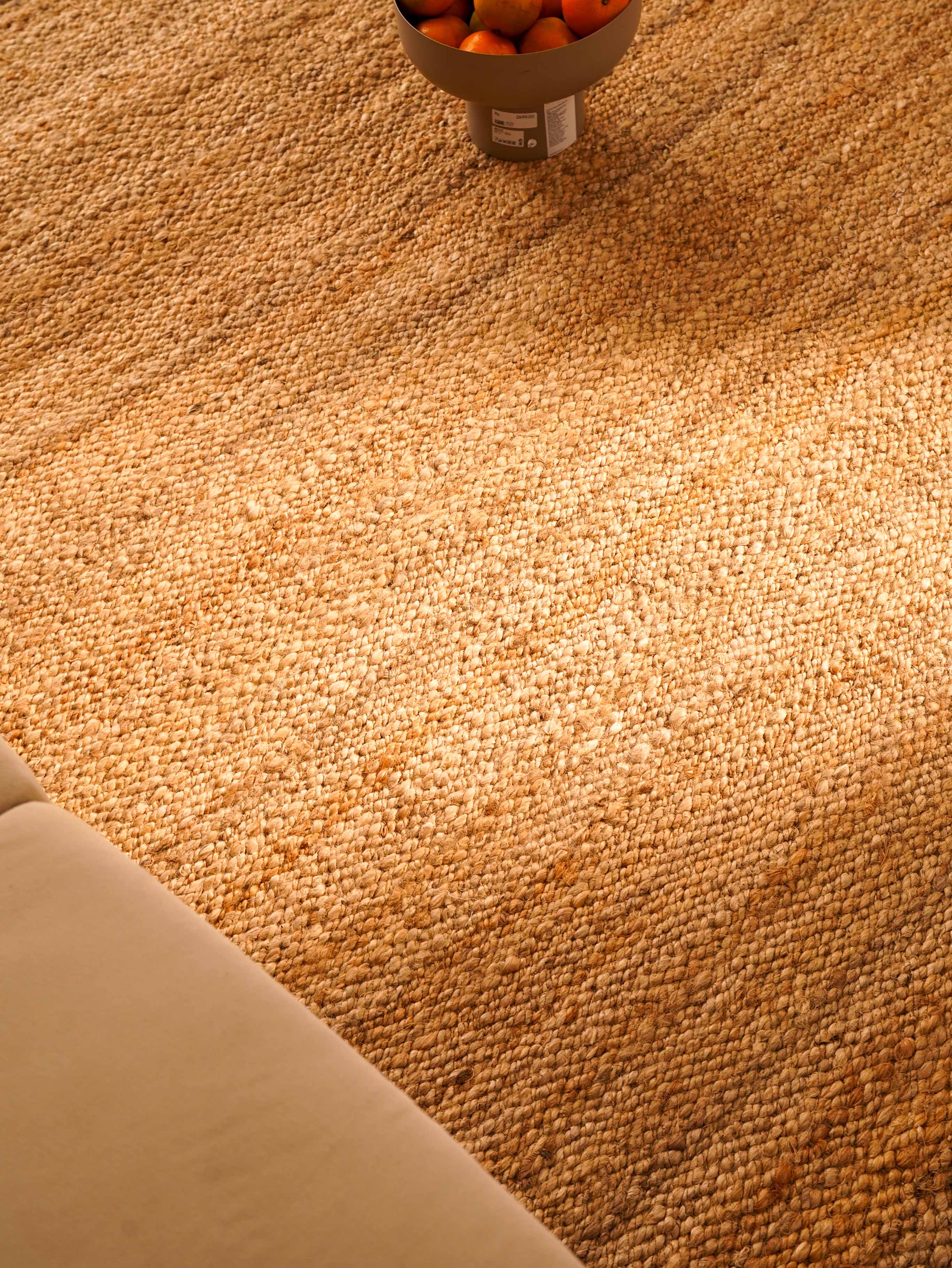 Classic Handwoven Jute Braided Rug - Natural Fiber Floor Mat for Living Room, Bedroom, or Entryway - Eco-Friendly Home Decor