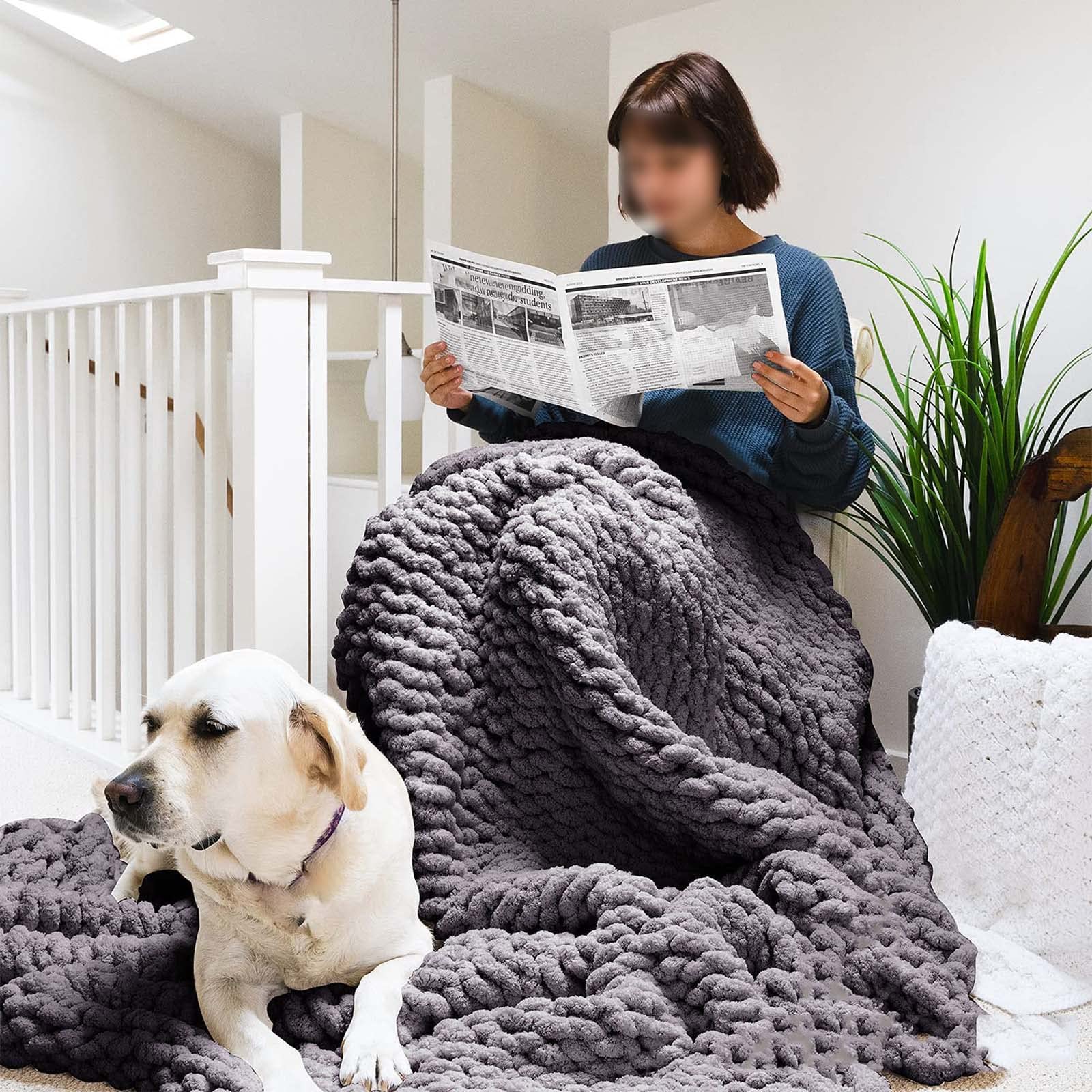 QDY Handmade Chunky Knit Throw Blanket - Soft & Warm Sofa Blanket for Living Room, Bed, Home Decor - Perfect Gift (100x130cm, Gray) | Cozy Winter Nights, Couch Lounging & Home Styling
