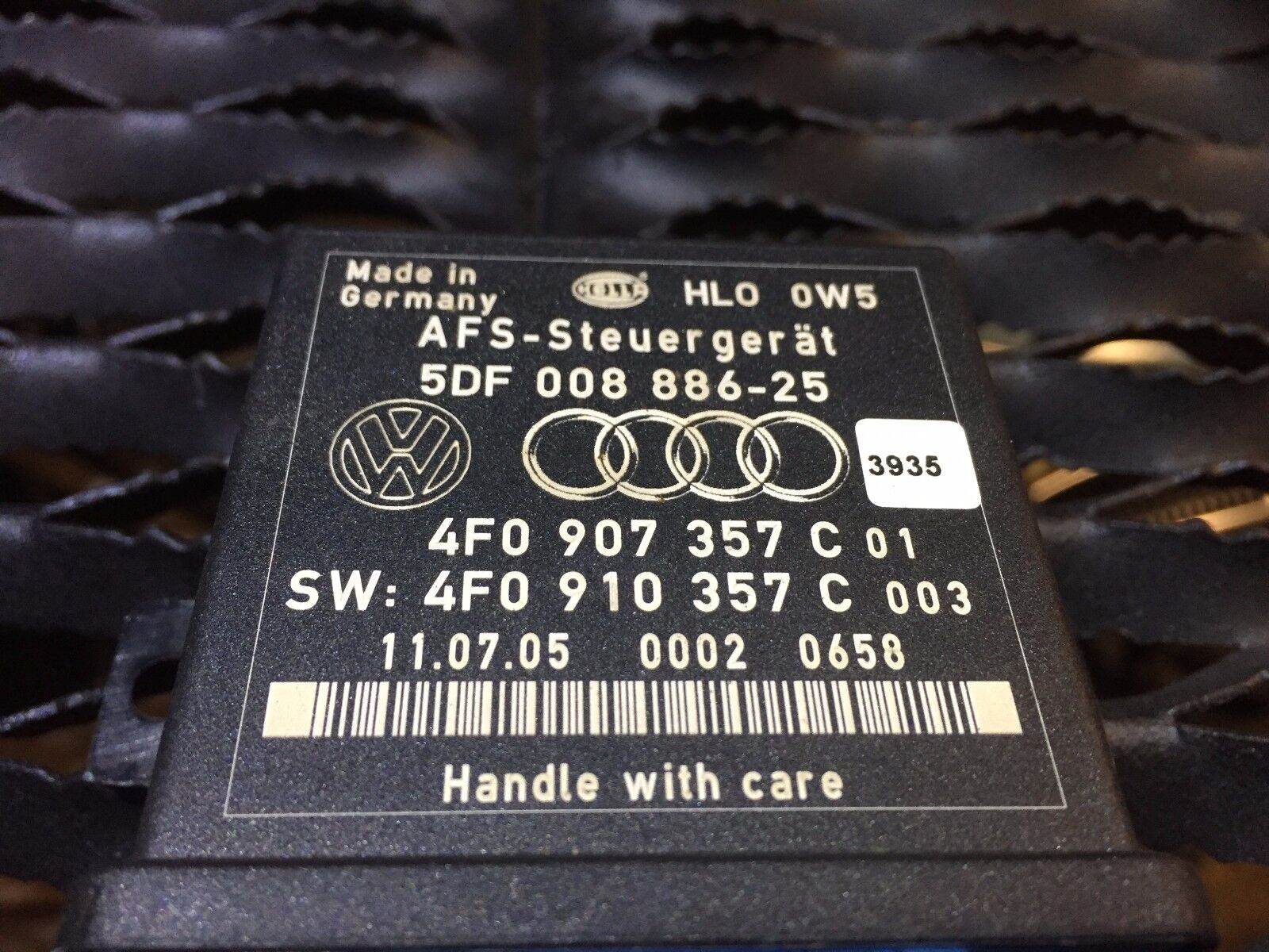 05-08 Audi A6 C6 Headlight Level Control Module 4F0907357 OEM - Compatible with 2005-2008 Audi A6 Models for Improved Night Driving Safety