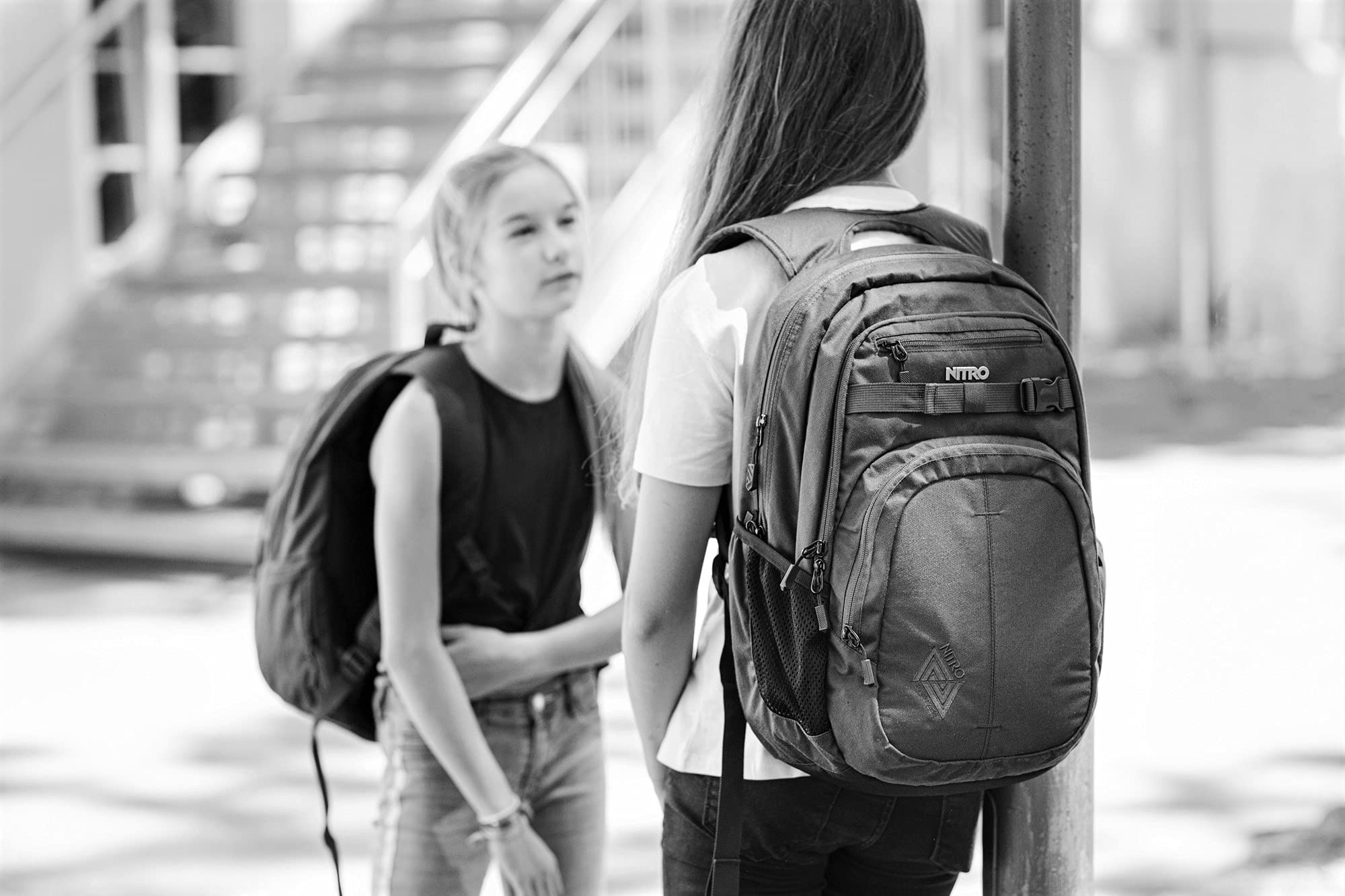 **Nitro Unisex-Adult Chase Pack 13 Backpack - Durable School & Travel Backpack for Men & Women - Perfect for College, Work, Hiking & Everyday Use**