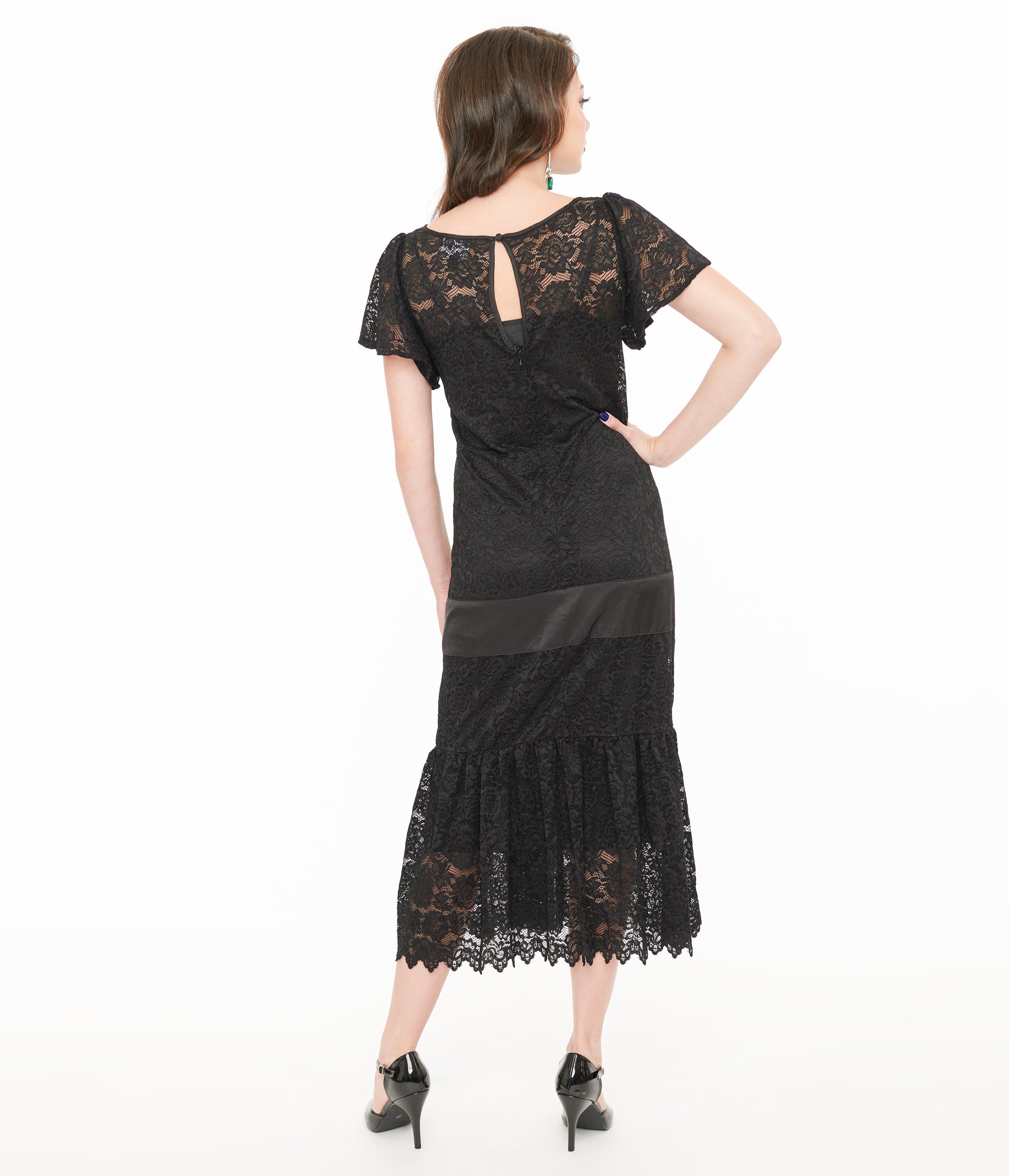 Vintage 1920s Black Floral Lace Flapper Dress with Bow - Roaring Twenties Gatsby Party Costume, Halloween Outfit & Retro Themed Events
