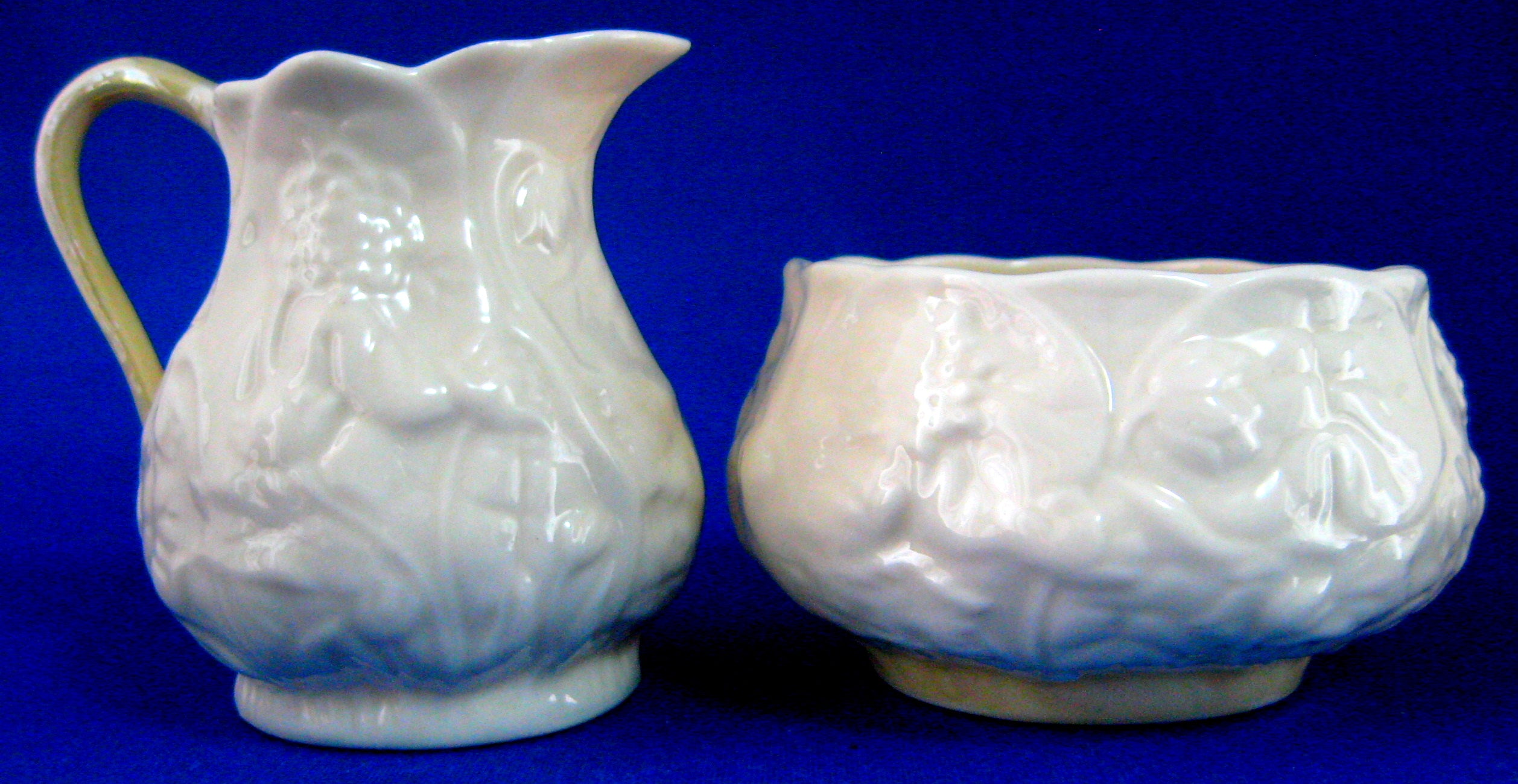 Belleek Ireland Cream and Sugar Set - Lotus Bacchus Luster Ceramic Vintage 1981 - Perfect for Afternoon Tea and Collectible Display