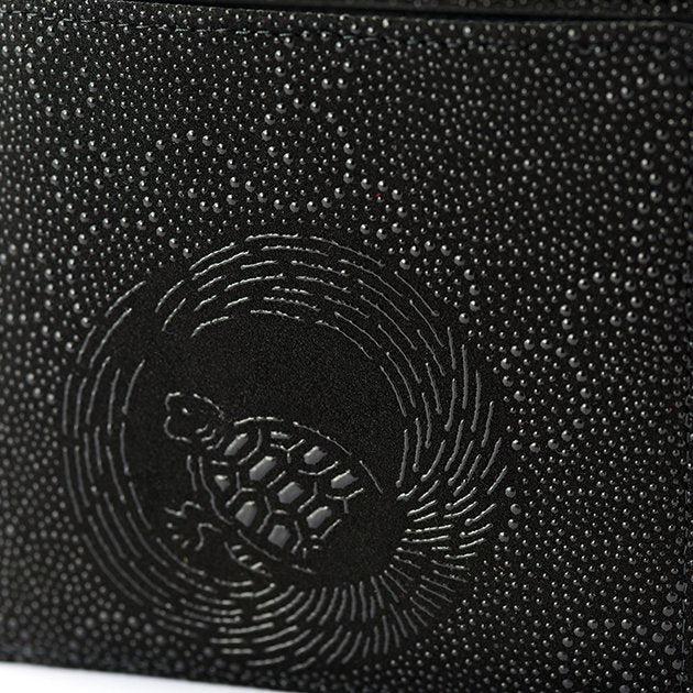 Premium Japanese Deerskin Leather Wallet with Urushi Lacquer - Crane & Turtle Design in Gray & Black | Handmade in Japan | Elegant Fold Wallet for Men & Women | Perfect for Gifts, Travel & Everyday Use