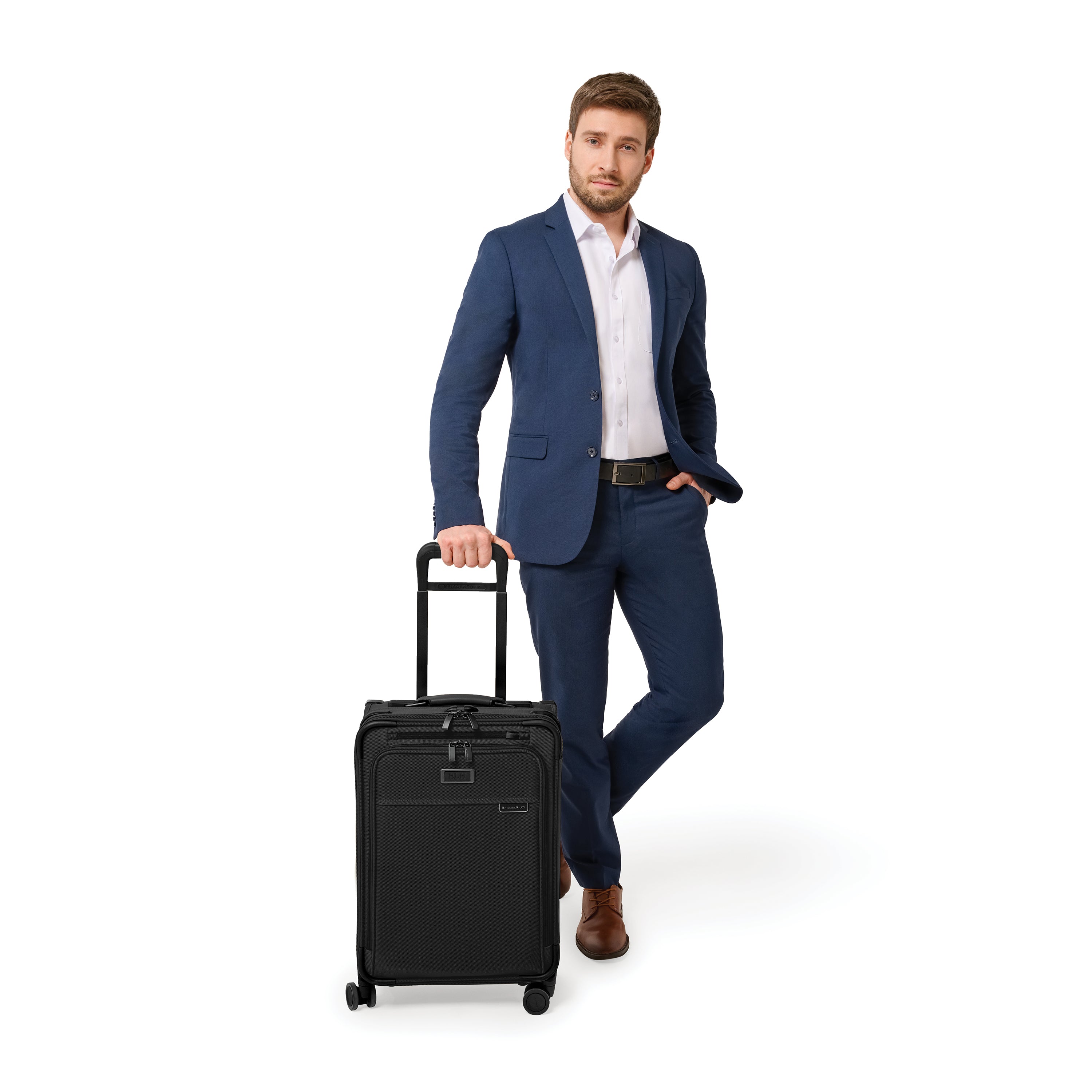 Briggs & Riley Baseline Essential Carry On Spinner Luggage - Lightweight Expandable Suitcase for Business Travel & Weekend Getaways | TSA Lock & Durable Polycarbonate Shell
