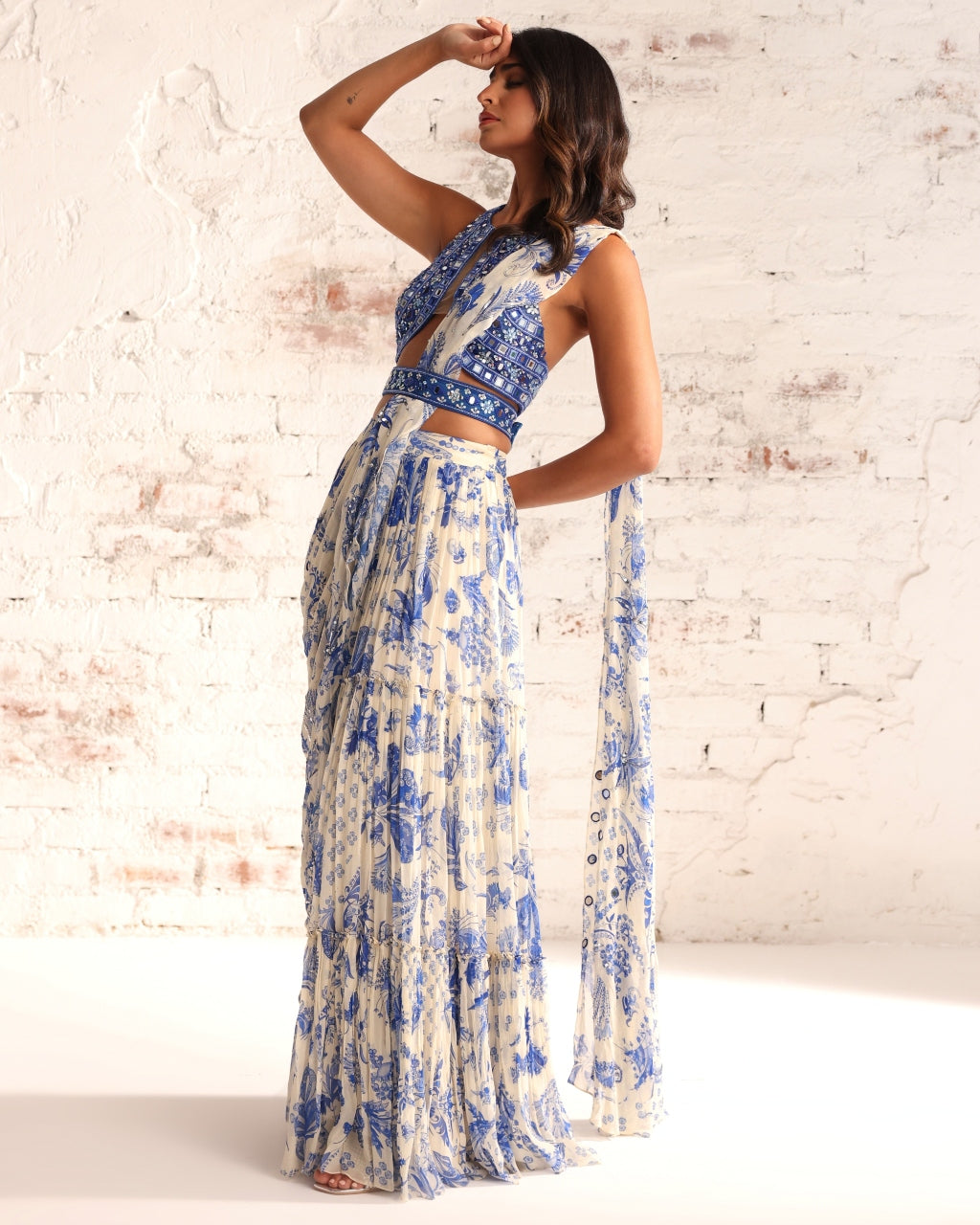 Stylish Arvi Sari Set for Women - Traditional Indian Outfit for Festivals, Weddings & Special Occasions