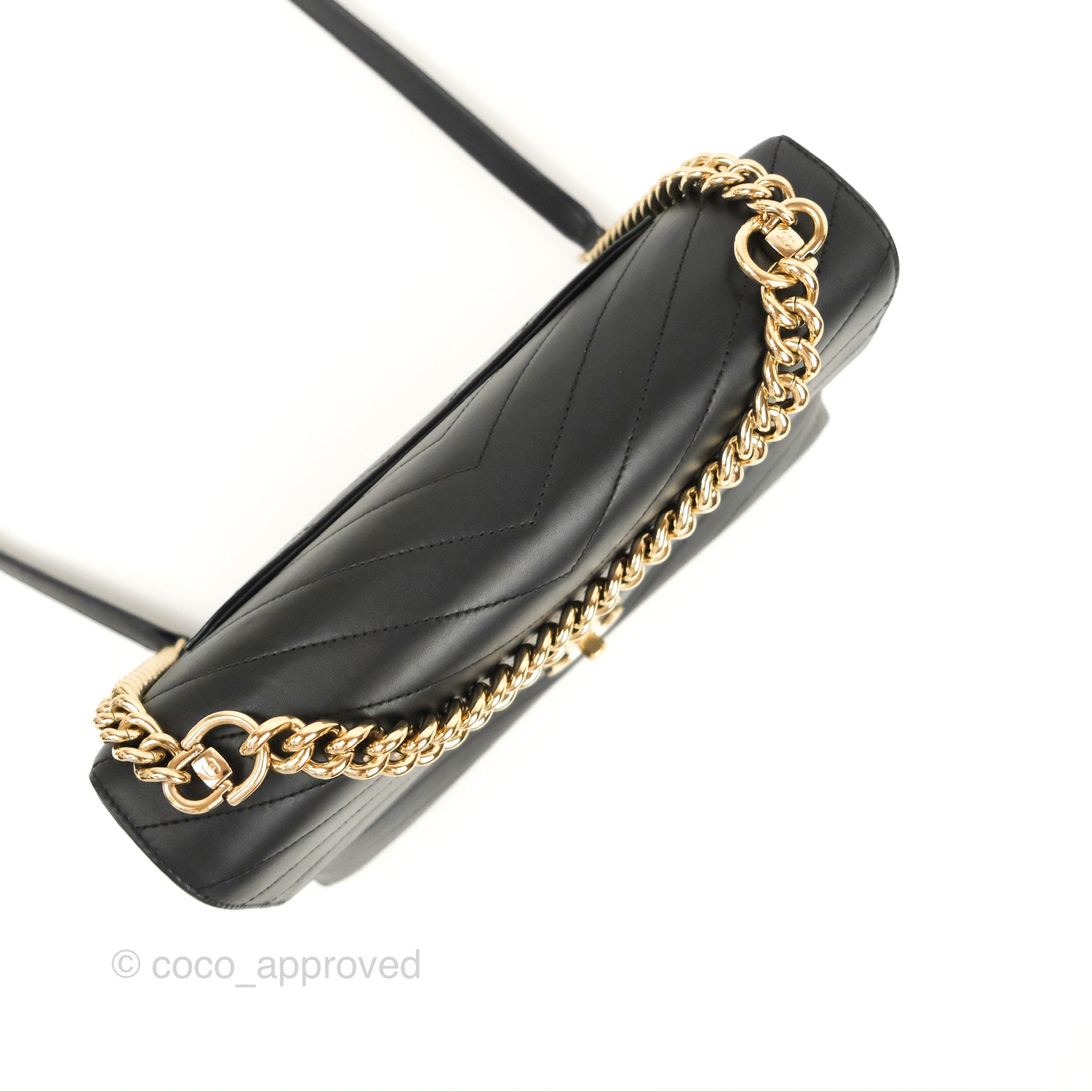 Chanel Chevron Stitched Coco Flap Bag in Black Calfskin with Gold Hardware - Luxury Crossbody Purse for Women, Perfect for Evening Events & Date Nights