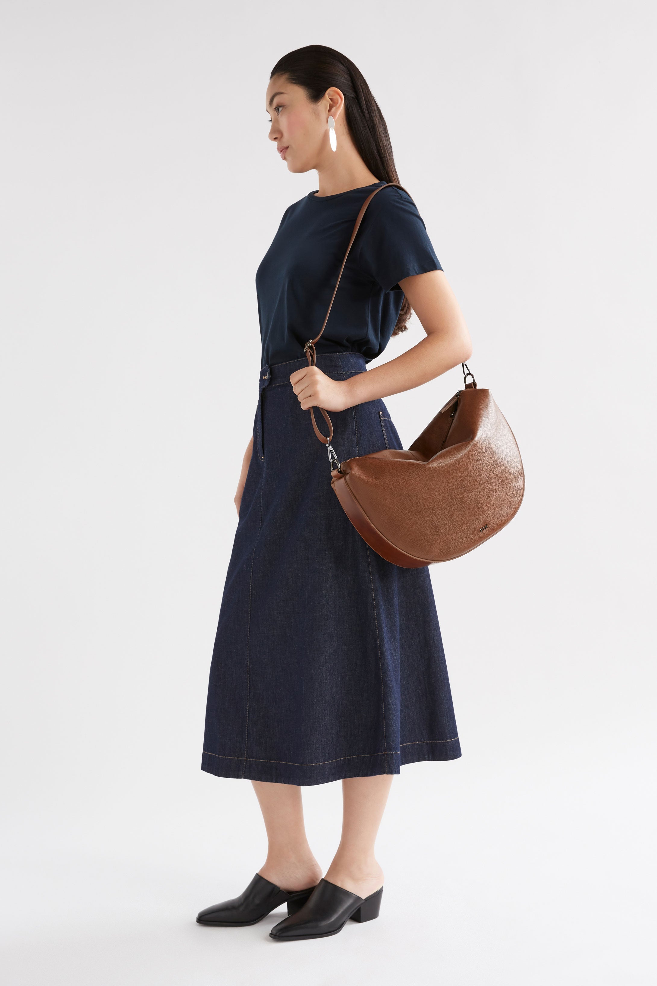 Stylish Ilin Crossbody Bag for Women - Fashionable & Lightweight Shoulder Purse - Perfect for Daily Use, Travel, and Shopping