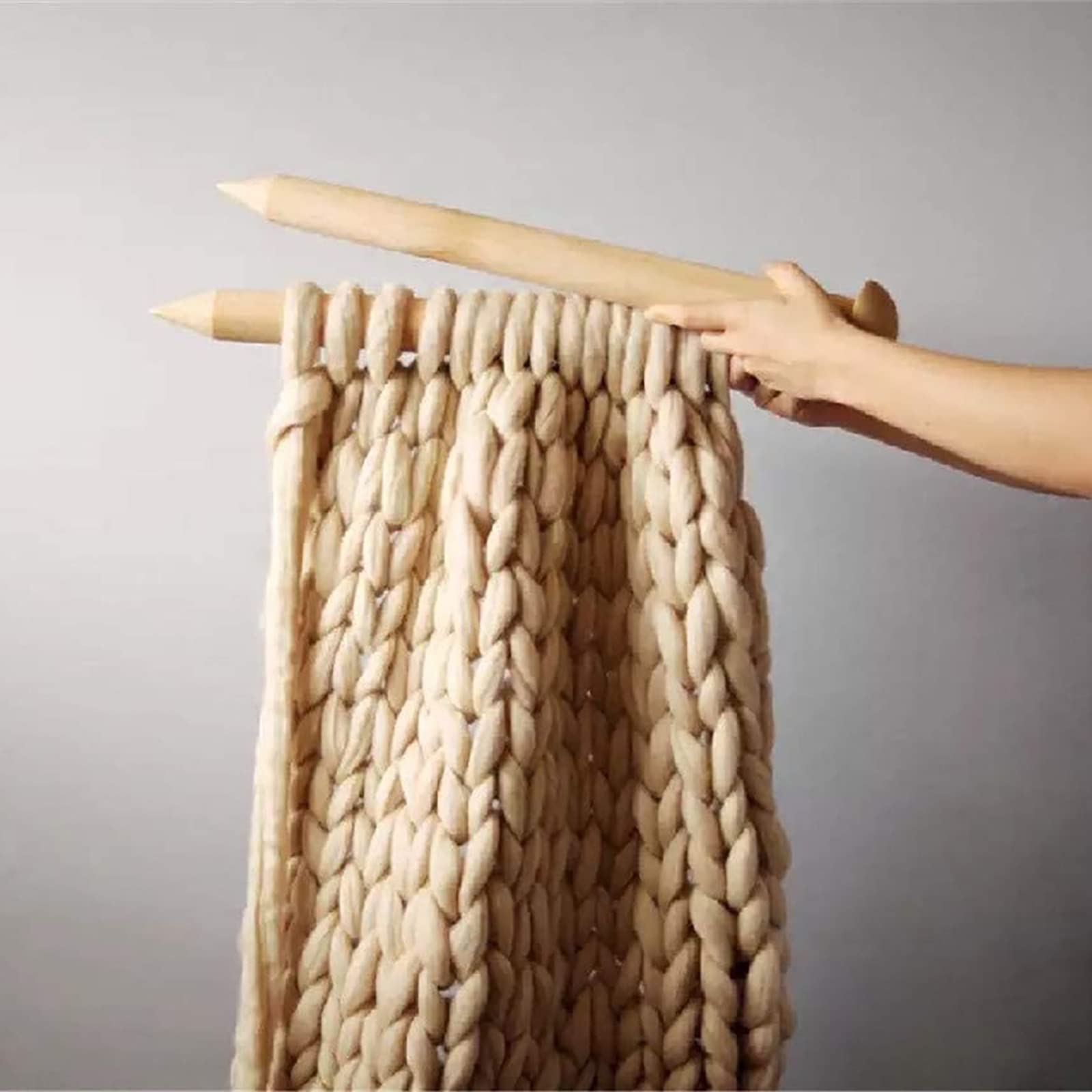 Chunky Knit Blanket - Handmade Soft Cotton Throw for Bed, Sofa & Pet Bed - Cozy Arm Knit Blanket for Living Room, Bedroom & Yoga Mat - Warm Home Decor Gift for Winter
