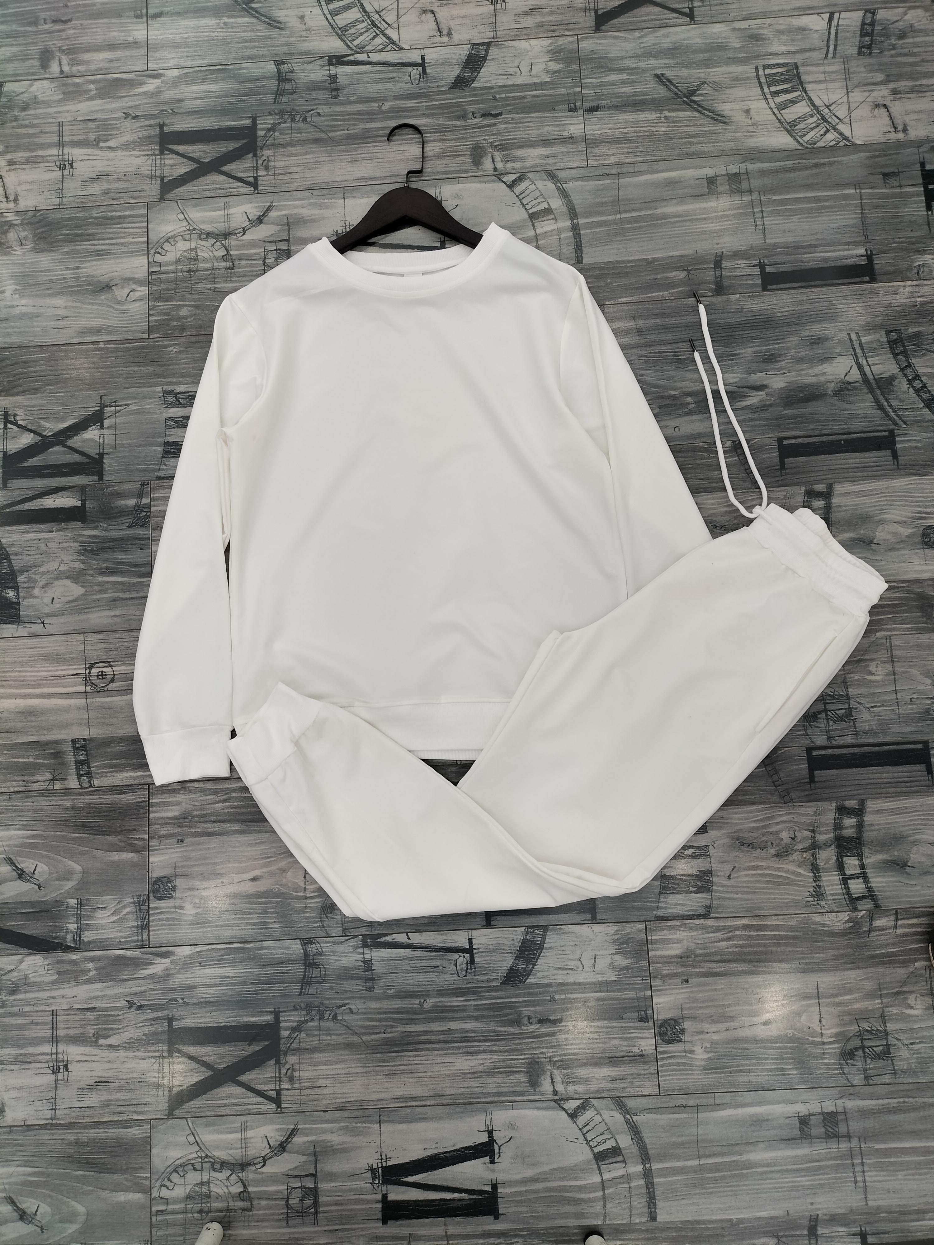 Men's Sports Casual Two-Piece Suit - Breathable & Comfortable Athletic Outfit for Gym, Running & Everyday Wear