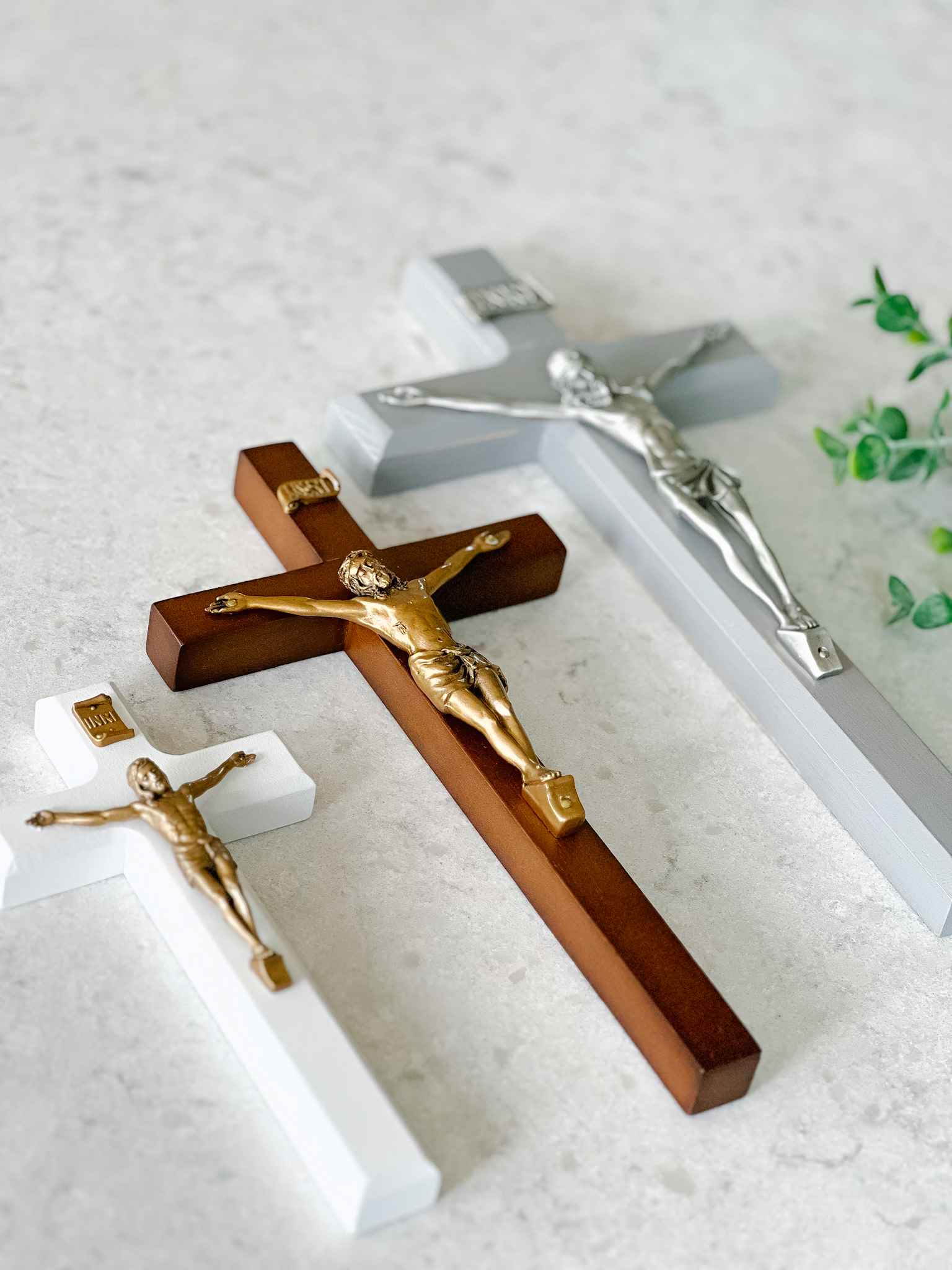 White Wooden Crucifix - Handcrafted Religious Cross for Home Decor, Church, and Prayer - Perfect for Wall Hangings and Spiritual Gifts