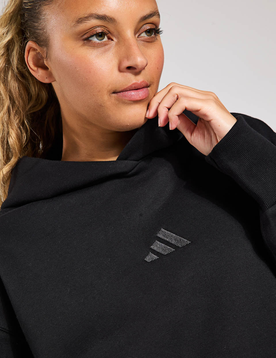 ALL SZN Fleece Loose Hoodie for Women & Men - Cozy Oversized Pullover Sweatshirt - Winter & Fall Fashion - Black - Perfect for Casual Wear, Lounging & Outdoor Activities