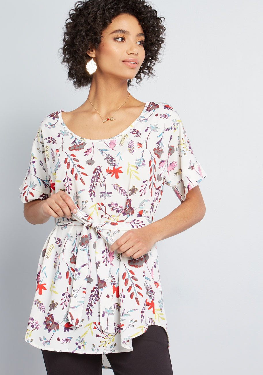 Medium Format Memory Tunic in Sprigs - Premium Women's Floral Print Blouse for Casual Wear & Summer Outfits