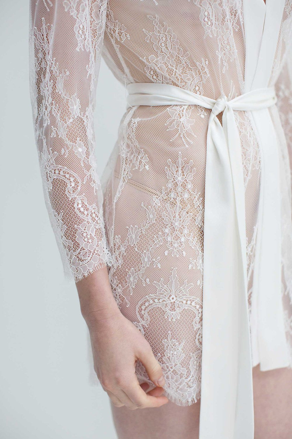 Ivory Art Deco Lace Robe - Elegant Vintage Style Loungewear for Bridal, Boudoir & Special Occasions