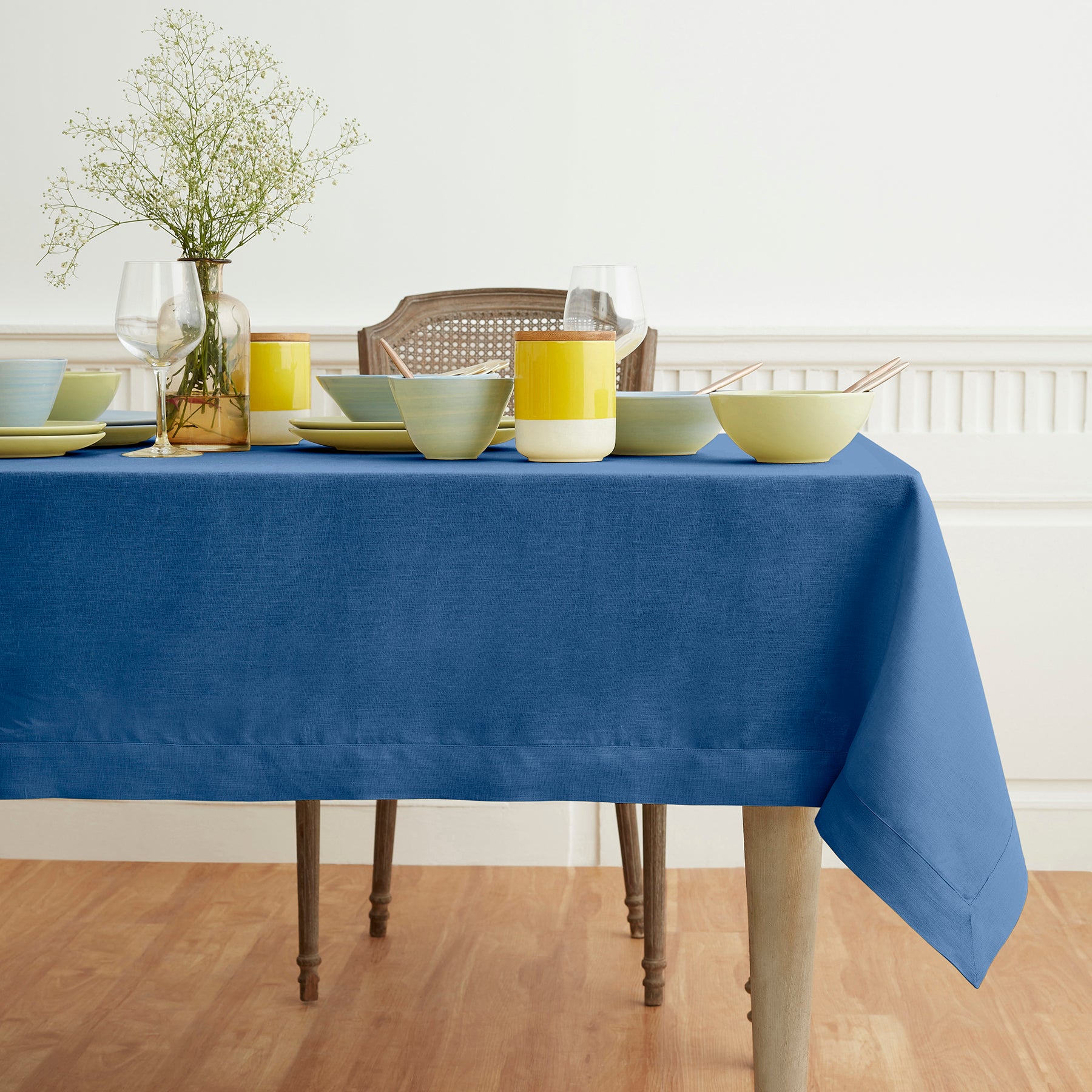 Premium Extra Large Fete Tablecloth - Waterproof & Stain-Resistant for Outdoor Parties, Weddings, and Events