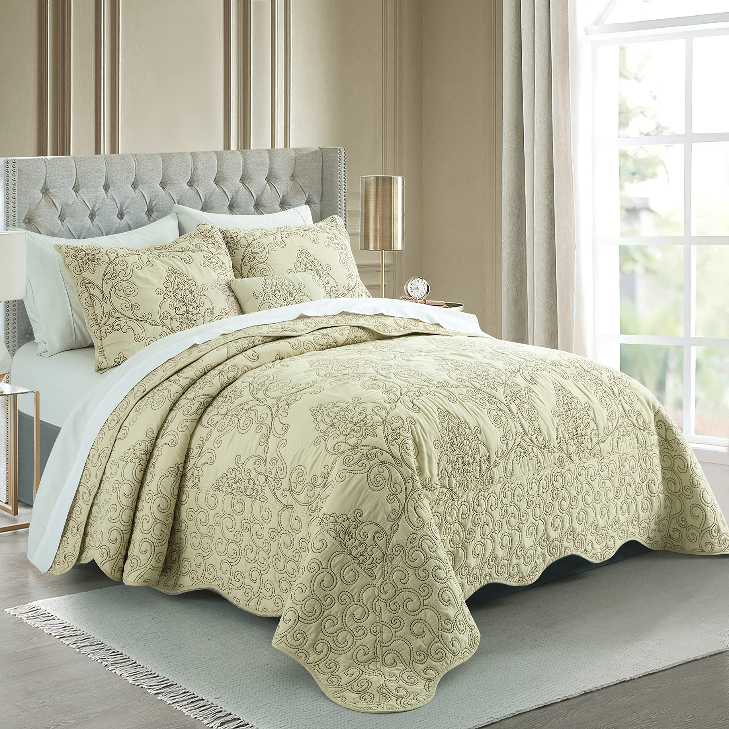 Elegant Antique Damask Embroidery King Size Quilt Bedspread Set - 4 Piece Oversized 120x120 Inch Bedding with Scallop Edges, Ultra Soft Lightweight Coverlet in Beige - Perfect for Master Bedroom, Guest Room & Luxury Hotel Decor