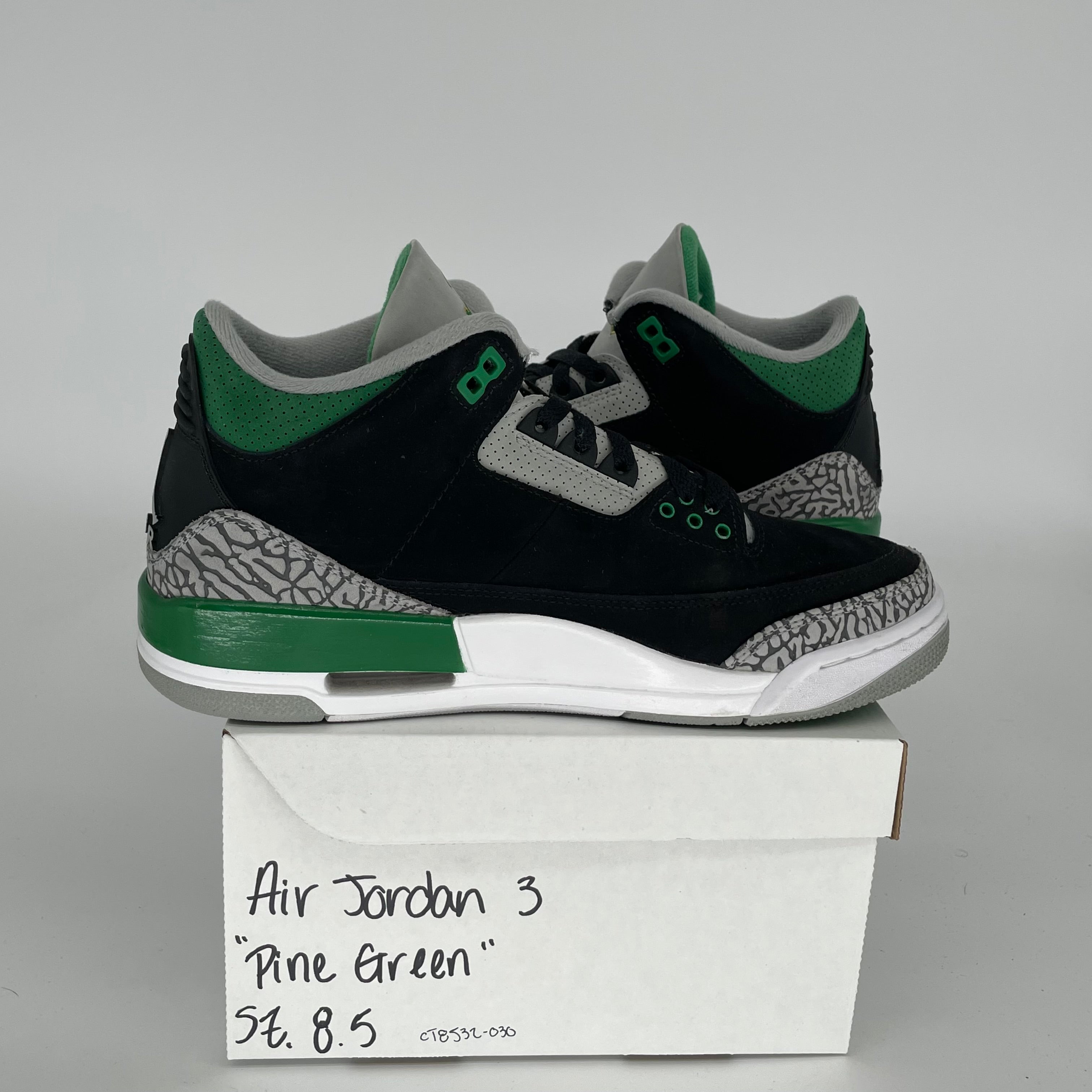 Original Air Jordan 3 Retro 'Pine Green' Men's Basketball Shoes Size 8.5 - Style Code CT8532-030 | Perfect for Streetwear, Sneaker Collecting & Casual Fashion
