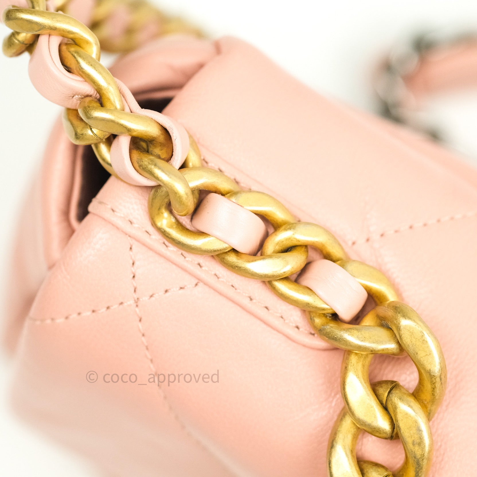 Chanel 19 Small Goatskin Handbag in Rose Pink with Mixed Hardware - Luxury Crossbody Bag for Women, Perfect for Date Night & Special Occasions