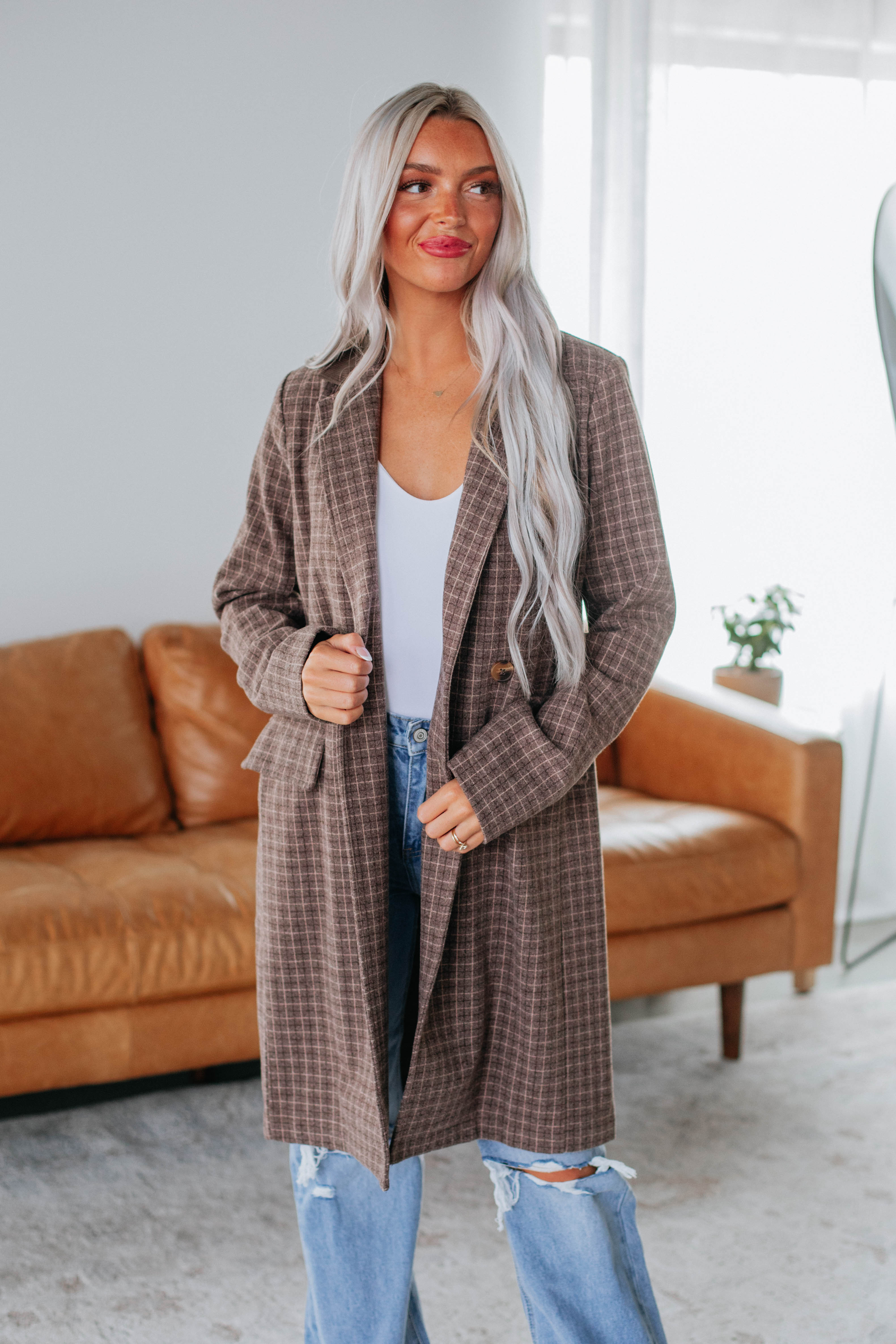 Stylish and Warm Winter Coat for Women - Perfect for Outdoor Activities and Cold Weather Fashion
