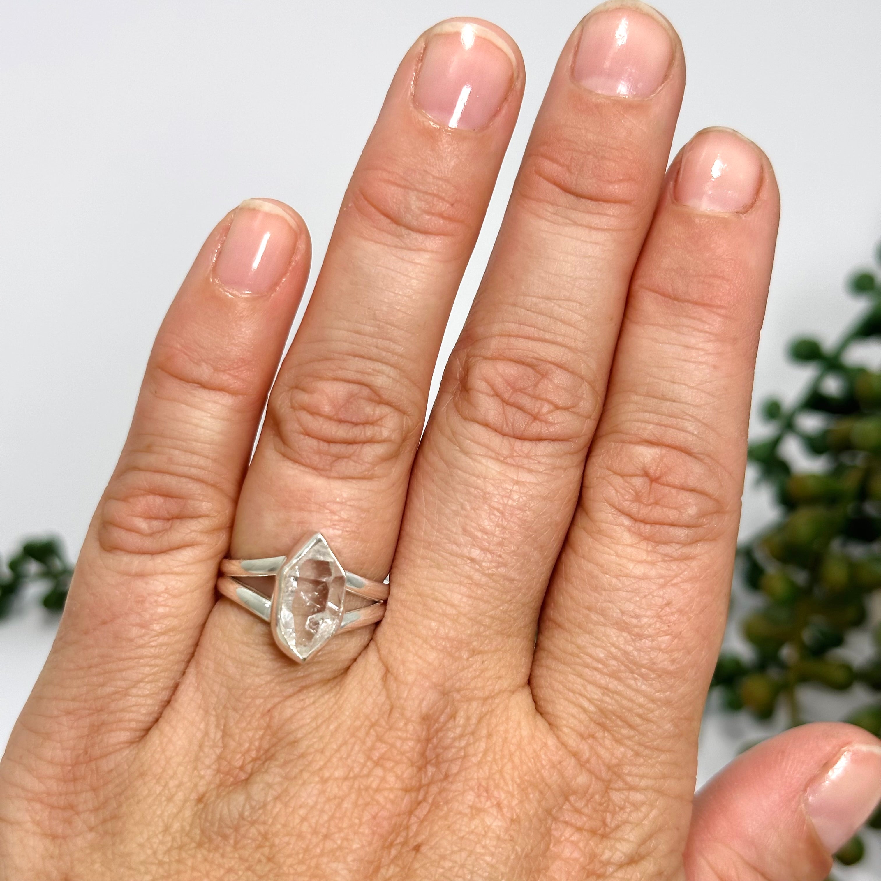 Natural Diamond Quartz Raw Split Band Ring Size 6.5 - PRGJ780 - Perfect for Boho Chic Jewelry, Wedding Bands & Everyday Fashion Accessories