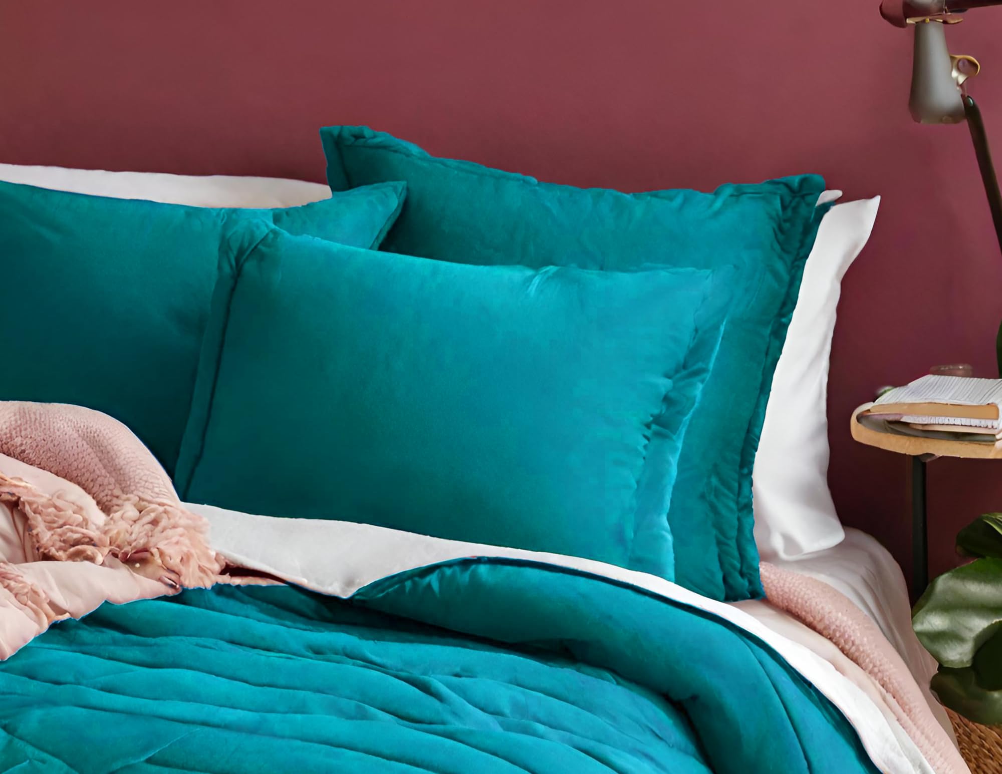 Embossed Lightweight Bed Comforter Set | 3-Piece All Season Reversible Down Alternative Comforter with Pillowcases | Soft Hypoallergenic Bedding Set in Aqua Blue | Perfect for Guest Rooms, Dormitories & Cozy Bedroom Decor
