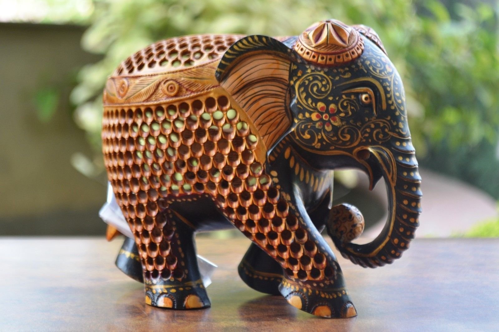 Hand Carved Wooden Mother and Baby Elephant Statue - Hand Painted Indian Elephant Figurine - Home Decor, Nursery Decor, Gift for Elephant Lovers, Yoga & Meditation Room Decor