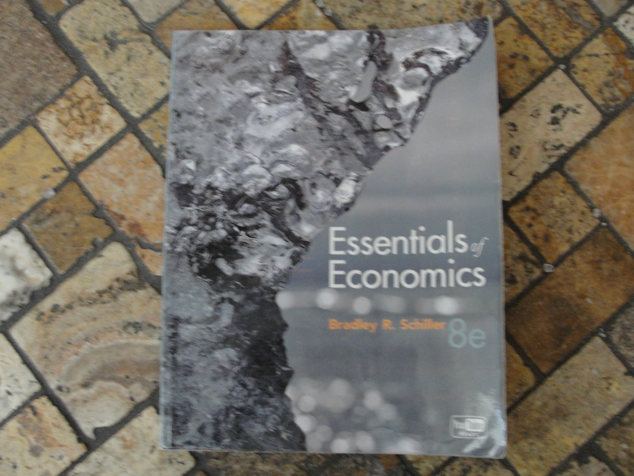 Essentials of Economics, 8th Edition - Textbook for College Students & Self-Learners | Perfect for Economics Courses, Homeschooling & Professional Development