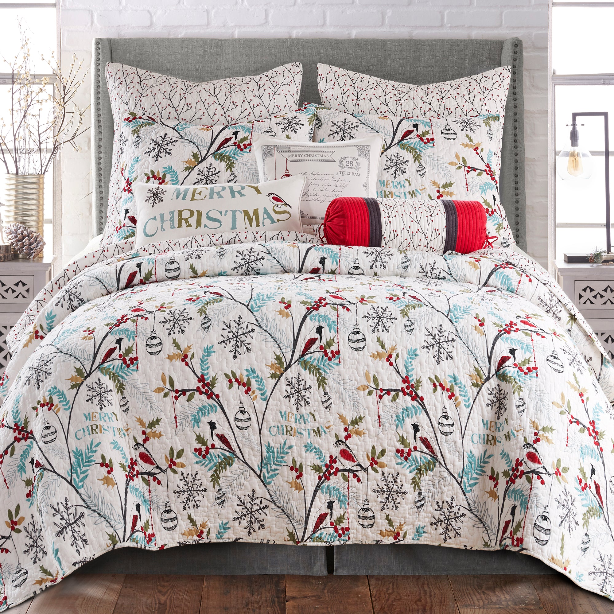 Christmas Mistletoe Quilt - Festive Holiday Bedding Set for Cozy Winter Nights - Perfect for Bedroom Decor, Guest Rooms & Seasonal Home Styling