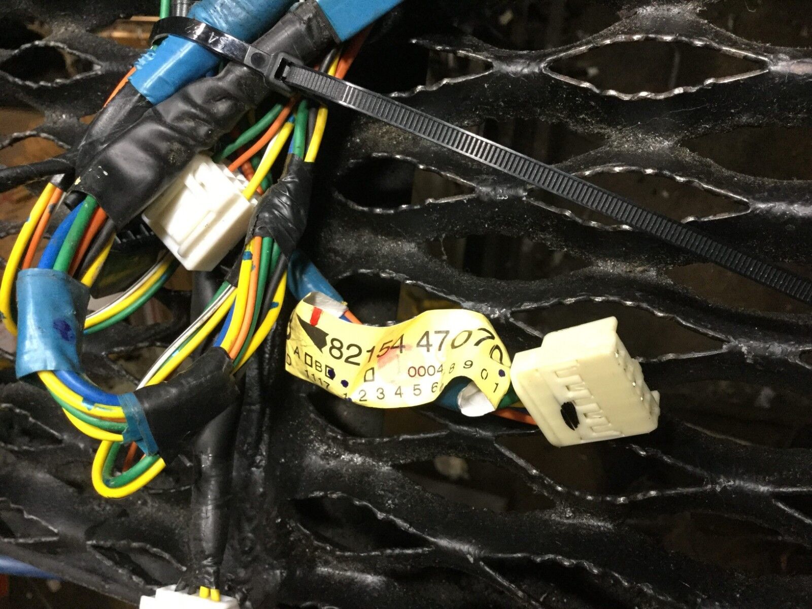 2004-2009 Toyota Prius Left Rear Driver Side Door Wire Harness OEM Replacement - Perfect for DIY Repairs & Auto Maintenance