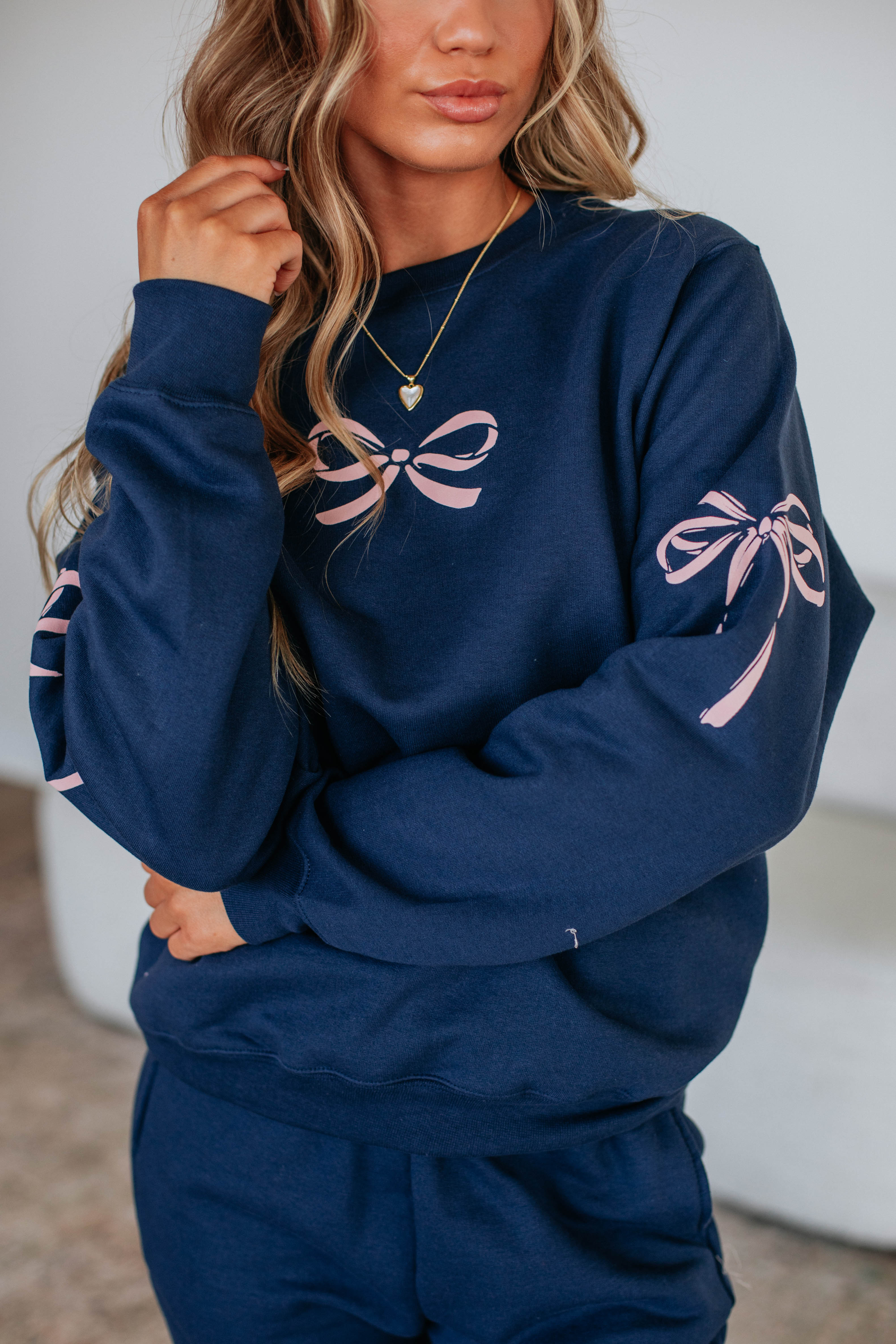 Bow Nita Sweatshirt - Women's Fashion Pullover Hoodie | Cozy Casual Wear for Fall & Winter | Perfect for Outfits, Dates, and Street Style