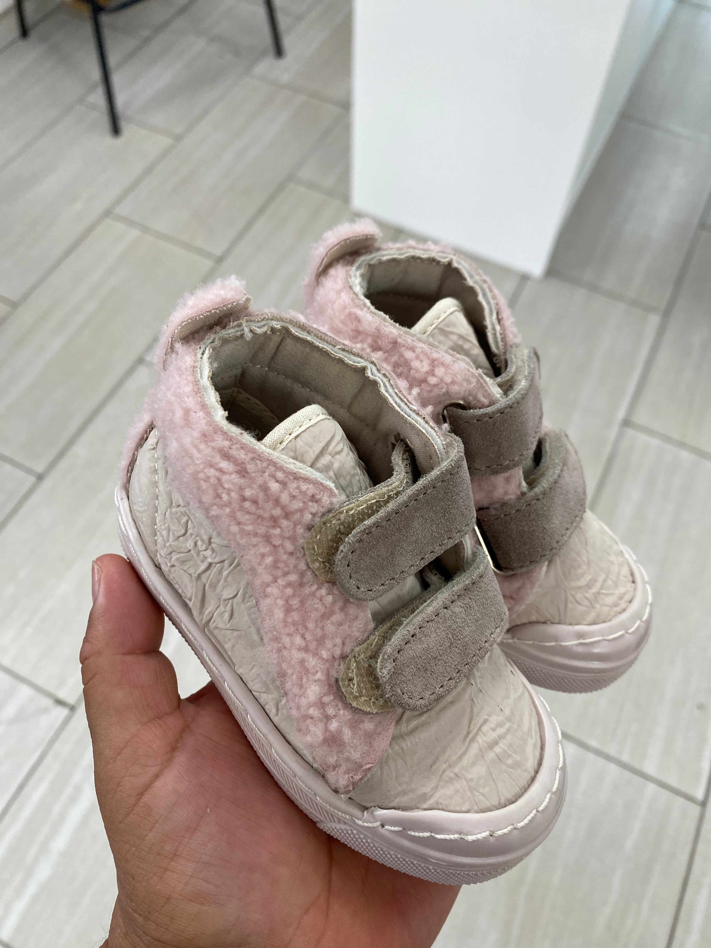 Pepe Ivory and Rose Velcro Sneakers for Women - Comfortable Casual Walking Shoes - Perfect for Running, Gym, and Everyday Wear