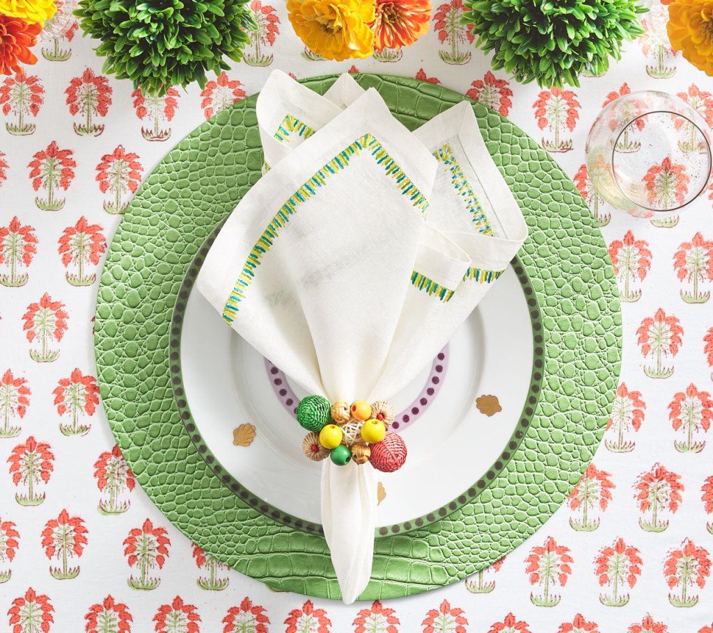 Vibrant Crocodile Print Placemats Set of 4 - Waterproof & Heat Resistant Dining Table Mats for Everyday Use, Dinner Parties & Home Decor
