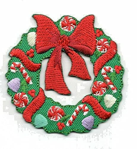 Christmas Wreath with Red Bow Iron On Patch - Festive Holiday Santa Embroidered Applique for DIY Crafts, Jackets & Home Decor - Perfect for Christmas Tree Ornaments, Gift Wrapping & Seasonal Decorations