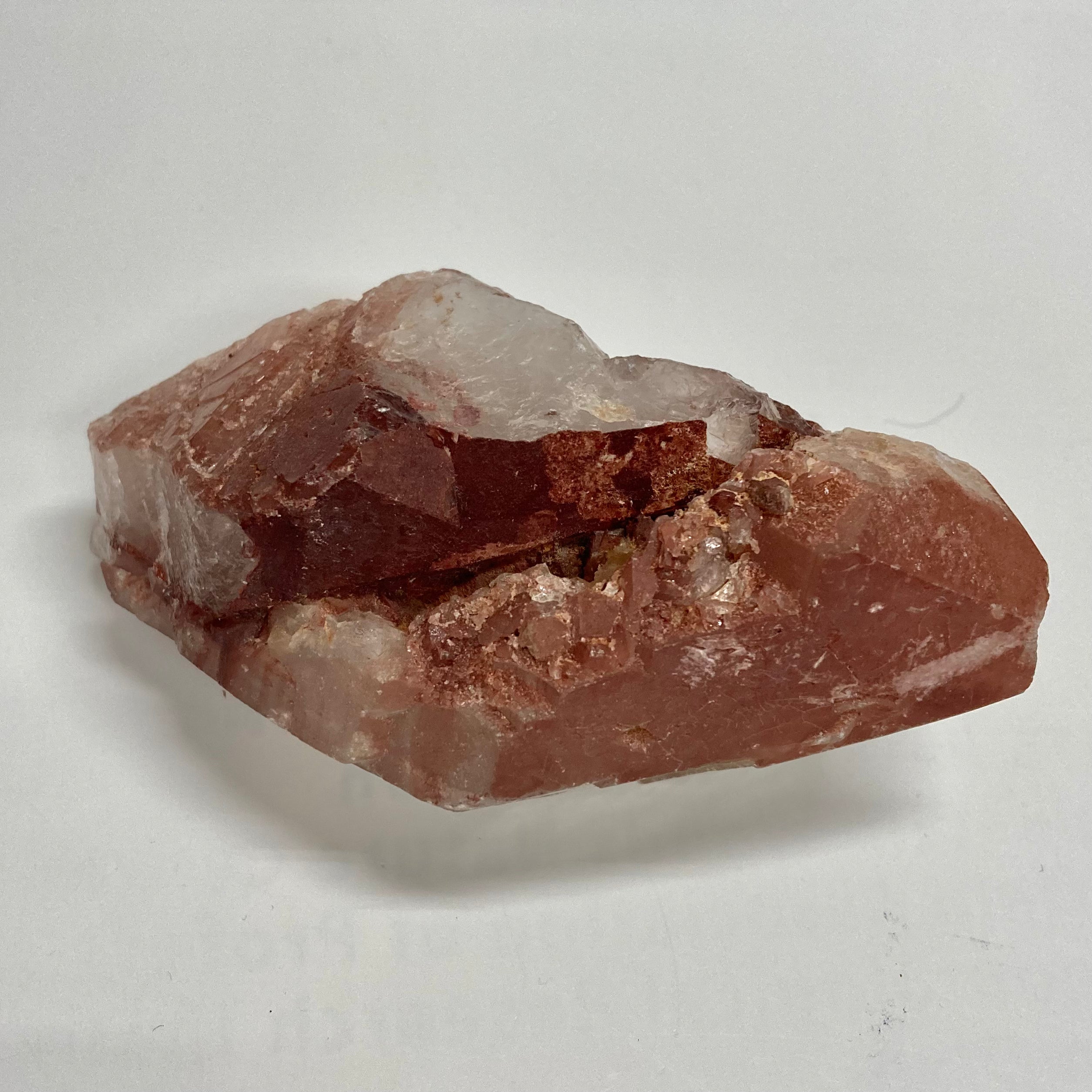 Natural Red Quartz Crystal - Healing Stone for Meditation, Energy Balancing & Home Decor | Perfect for Spiritual Gifts, Yoga Spaces & Positive Vibes