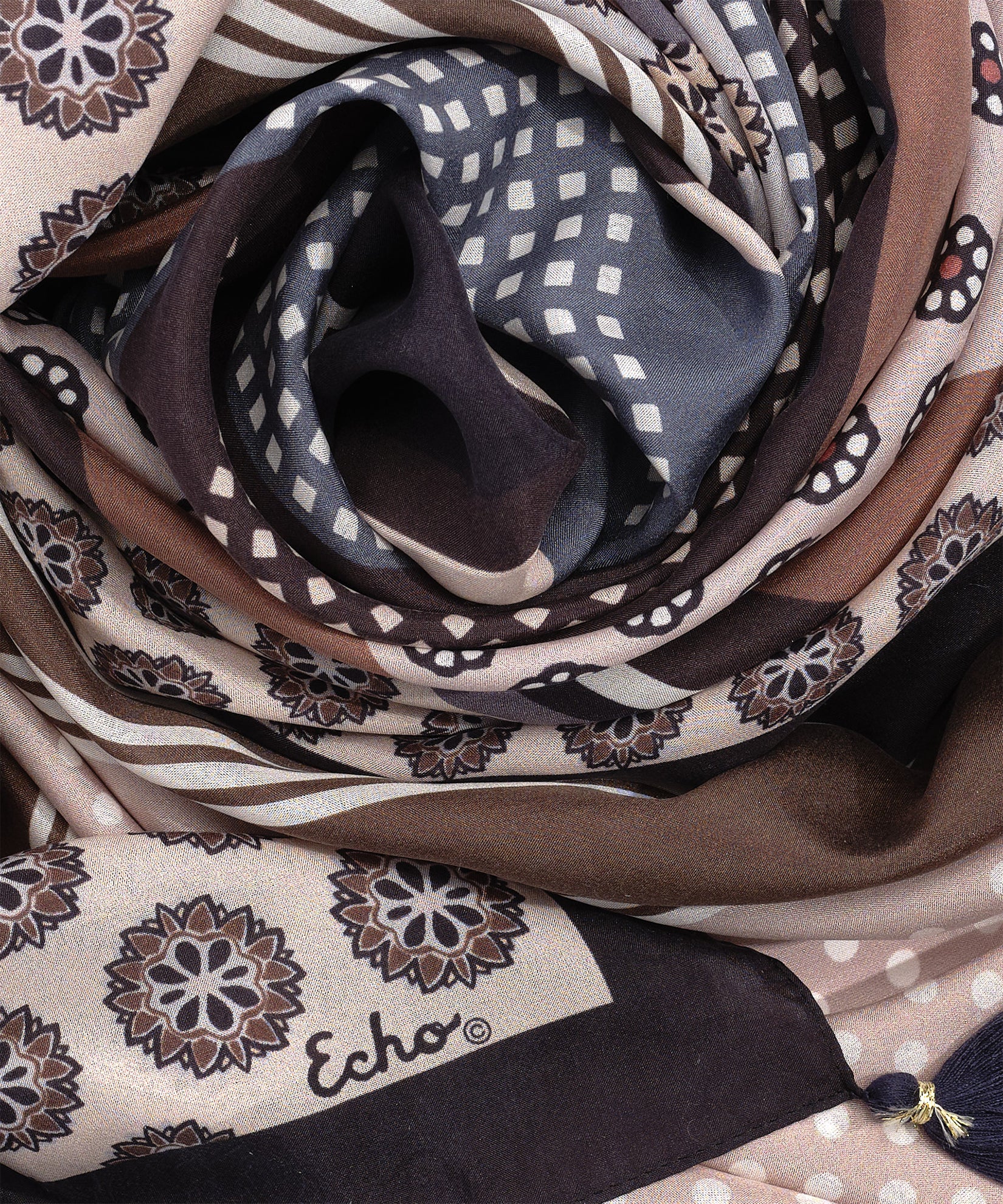 Stylish 42-Inch Tassel Square Scarf - Fashionable Foulard Patch Scarf for Women - Perfect for Office, Party & Everyday Wear