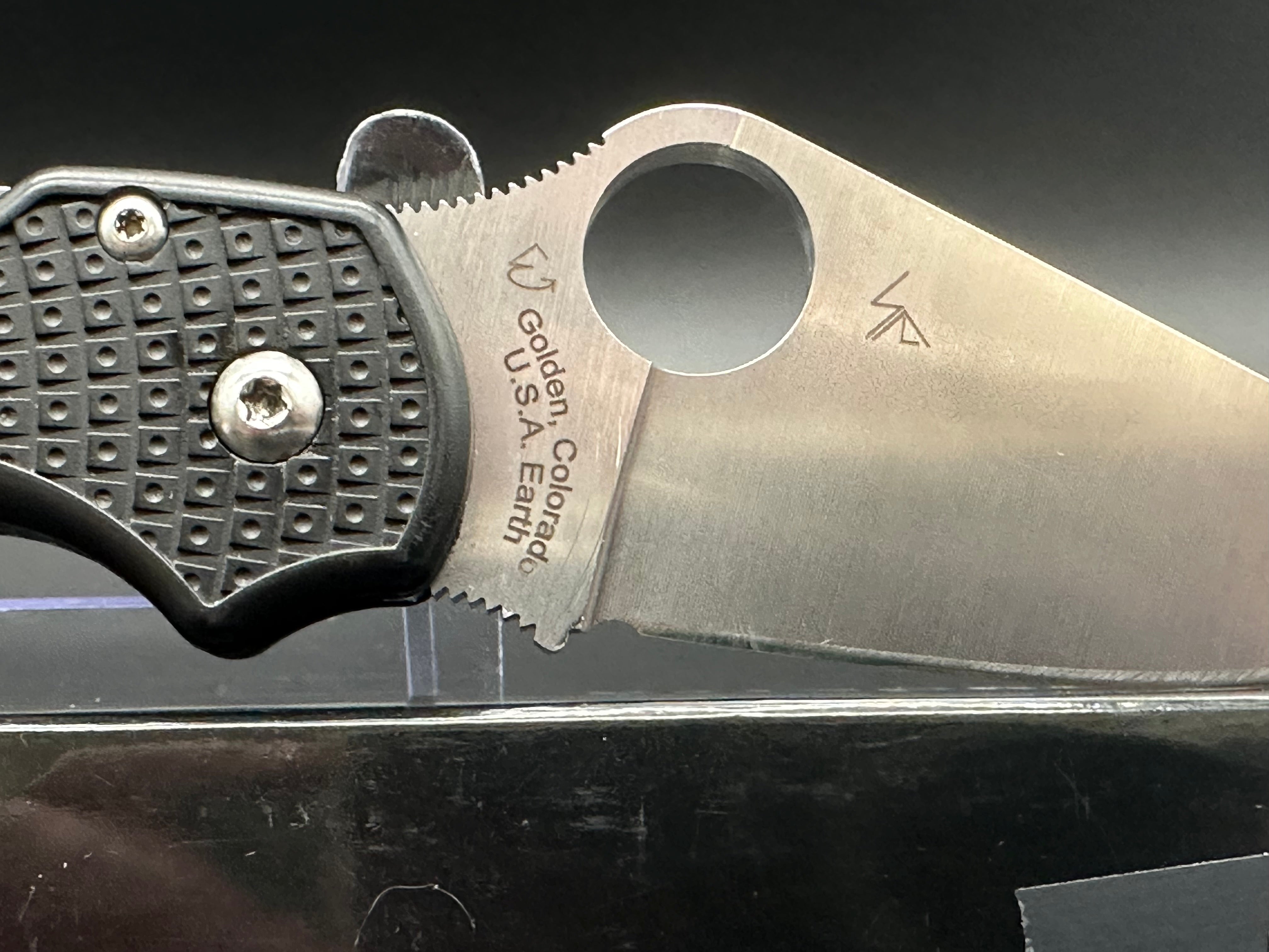 Spyderco Para 3 Lightweight Folding Knife with CTS BD1N Steel Blade - EDC, Outdoor, Camping & Everyday Carry Pocket Knife