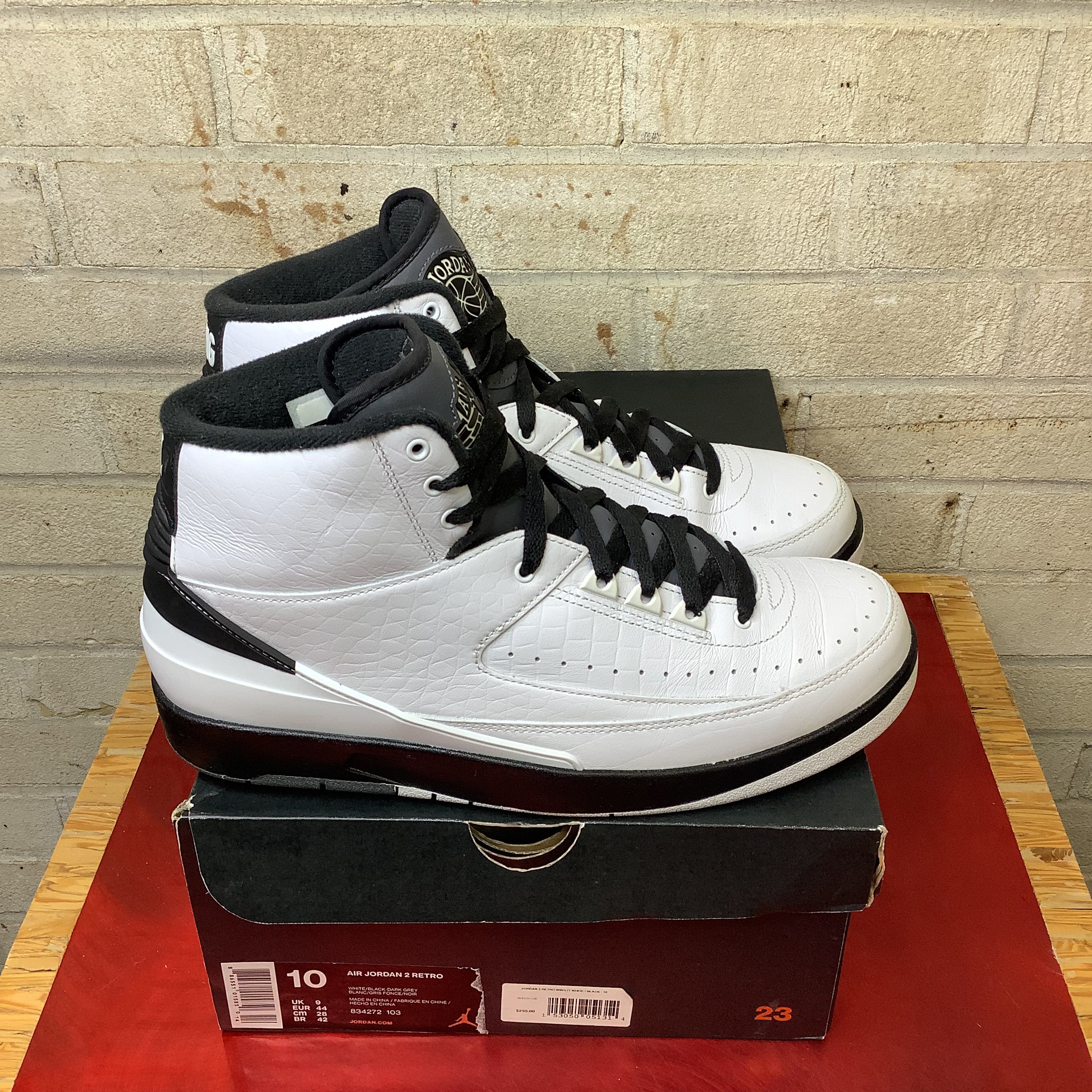 AIR JORDAN 2 WING IT Sneakers Men's Size 10 White/Red 834272-103 - Basketball Shoes for Court & Casual Wear