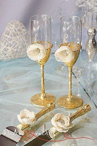 Personalized Gold Wedding Toasting Flutes - Engraved Champagne Glasses for Bride and Groom - Elegant Ivory Wedding Flutes Set of 2 - Perfect for Wedding Ceremony, Anniversary & Romantic Celebrations