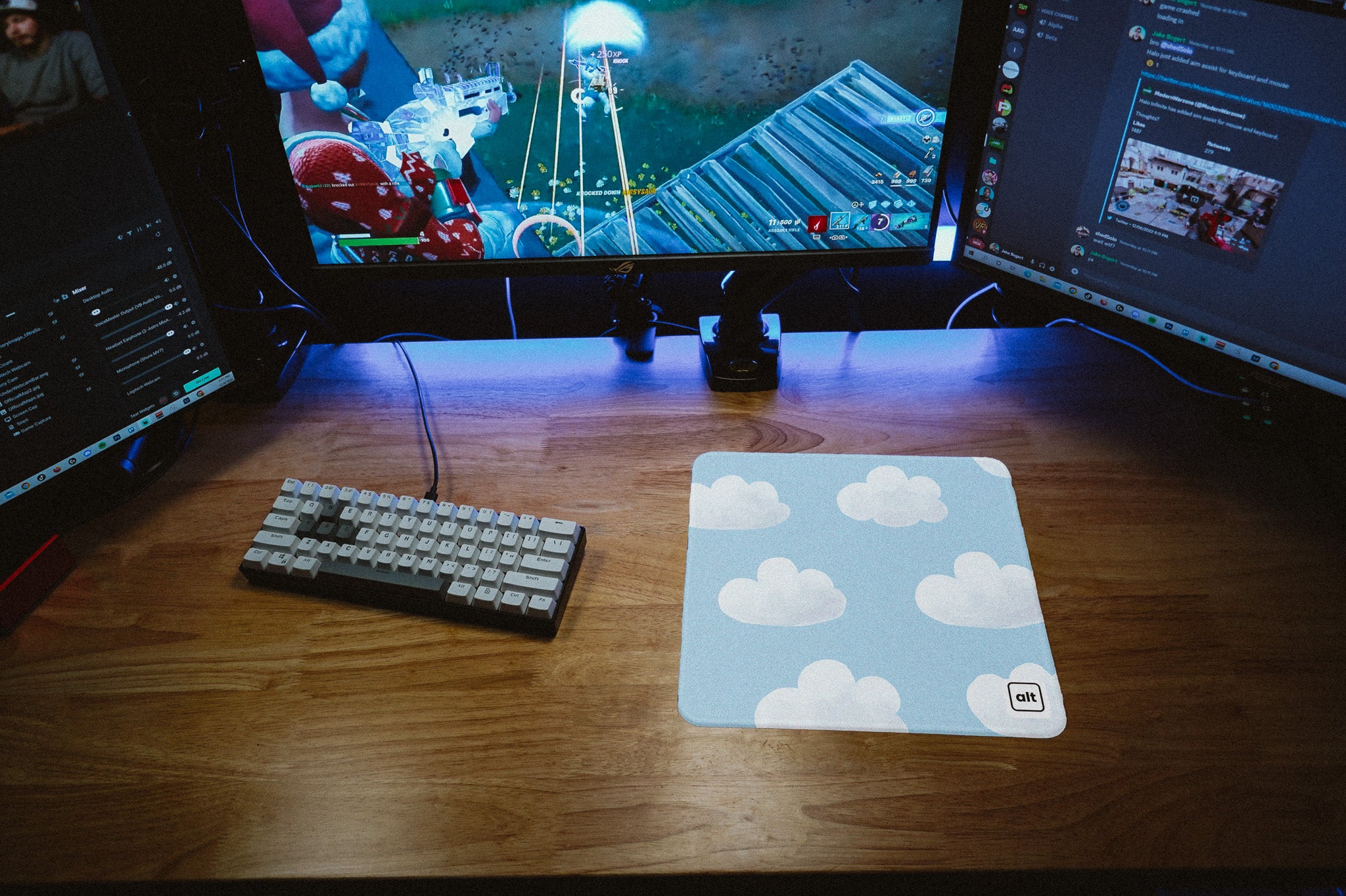 Premium Cloudy Days Mouse Pad - Non-Slip Gaming & Office Desk Mat with Smooth Surface - Perfect for PC, Laptop, Work & Gaming Setup