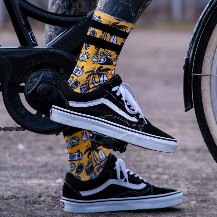 Premium American Socks - Signature West Coast Mid High Crew Socks for Men & Women | Comfortable Casual & Athletic Wear for Hiking, Running, and Everyday Use