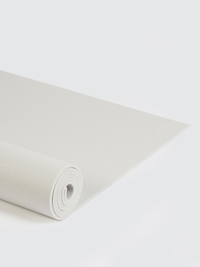Premium Non-Slip 6mm Thick Yoga Mat for Hot Yoga & Home Workouts - Eco-Friendly TPE Exercise Mat with Carrying Strap - Ideal for Pilates, Gym & Studio Practice