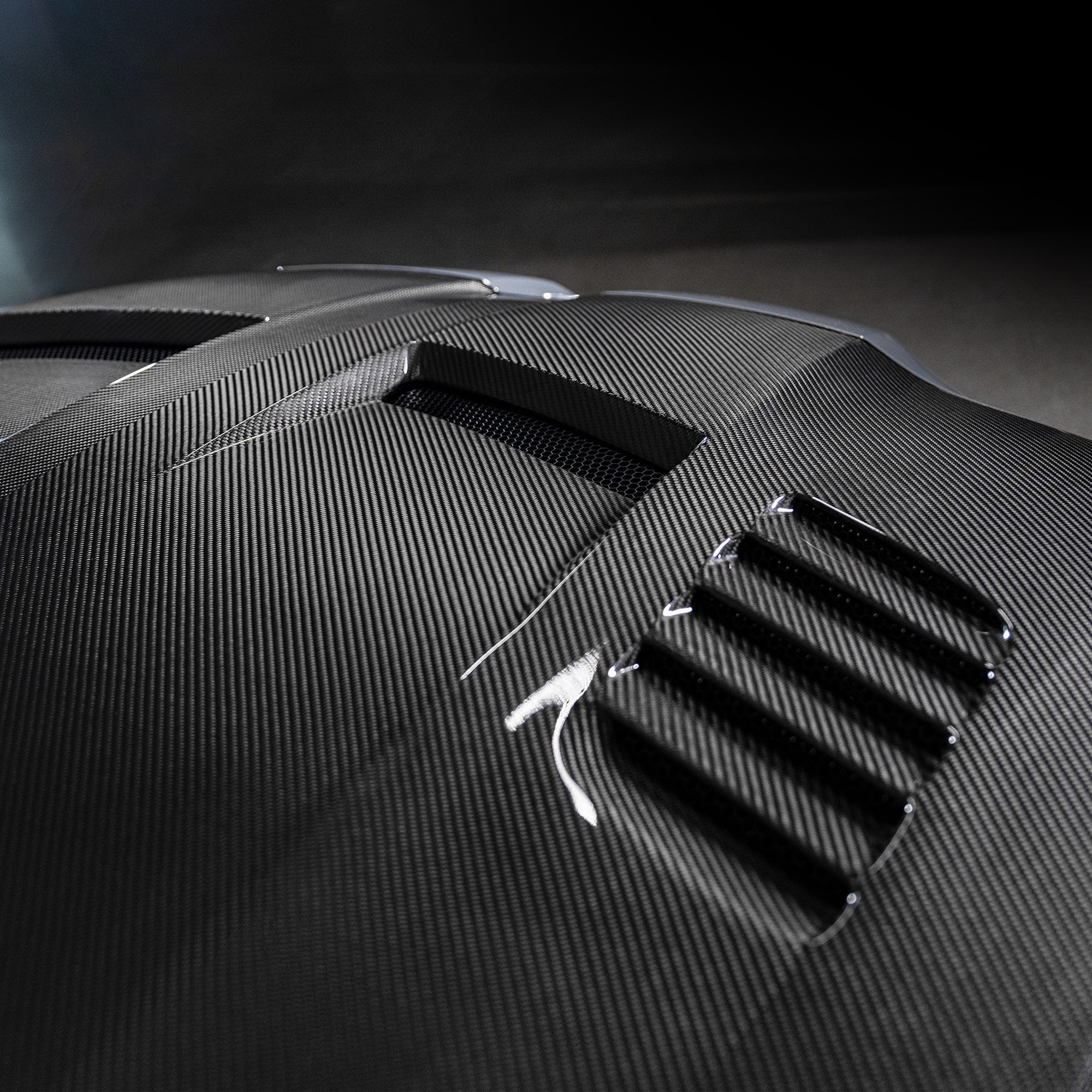 GTS V BMW G8X M3 M4 Carbon Fiber Hood - Lightweight Aero V-Style Bonnet for Performance & Racing | Track-Ready Upgrade for BMW M3/M4 G8X Models