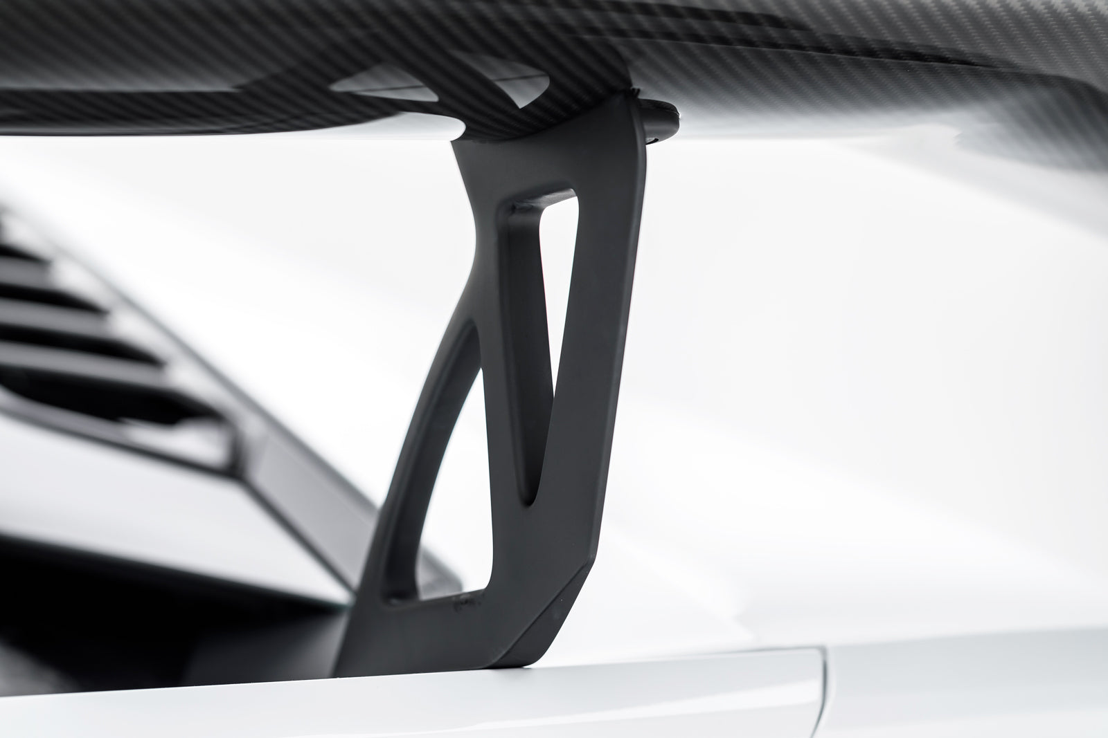 Lamborghini Huracan 610-4 Mondiale Edizione Aero Program - High-Performance Sports Car for Racing & Luxury Driving Experience