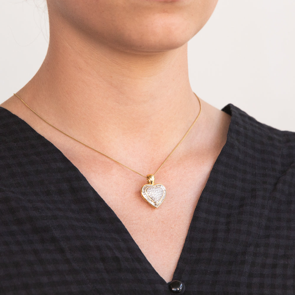 18ct Yellow Gold Diamond Pendant Necklace - 1 Carat Round Cut Diamond Jewelry for Women - Perfect for Anniversary Gifts & Special Occasions