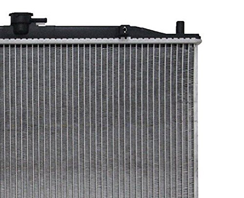 High-Performance Car Radiator - Aluminum Alloy Cooling System for Trucks & SUVs - Perfect for Off-Roading & Heavy-Duty Use